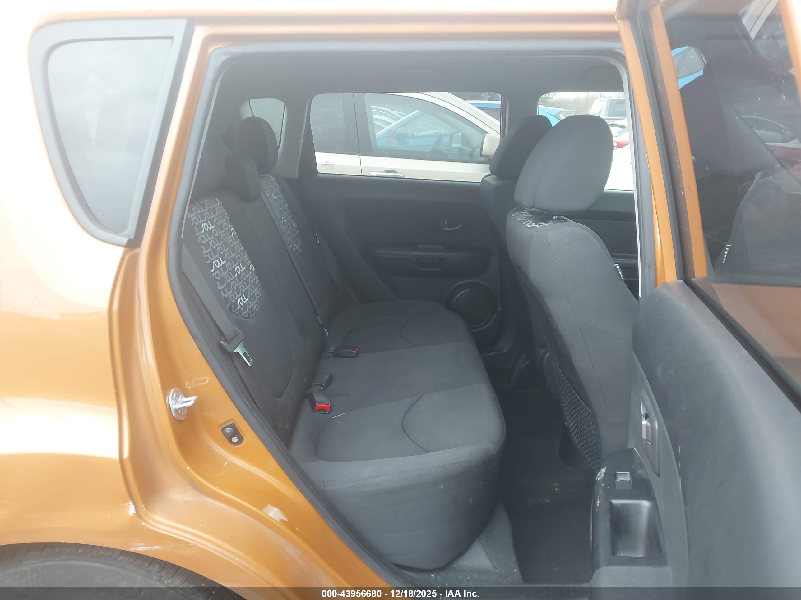 KIA SOUL image 8