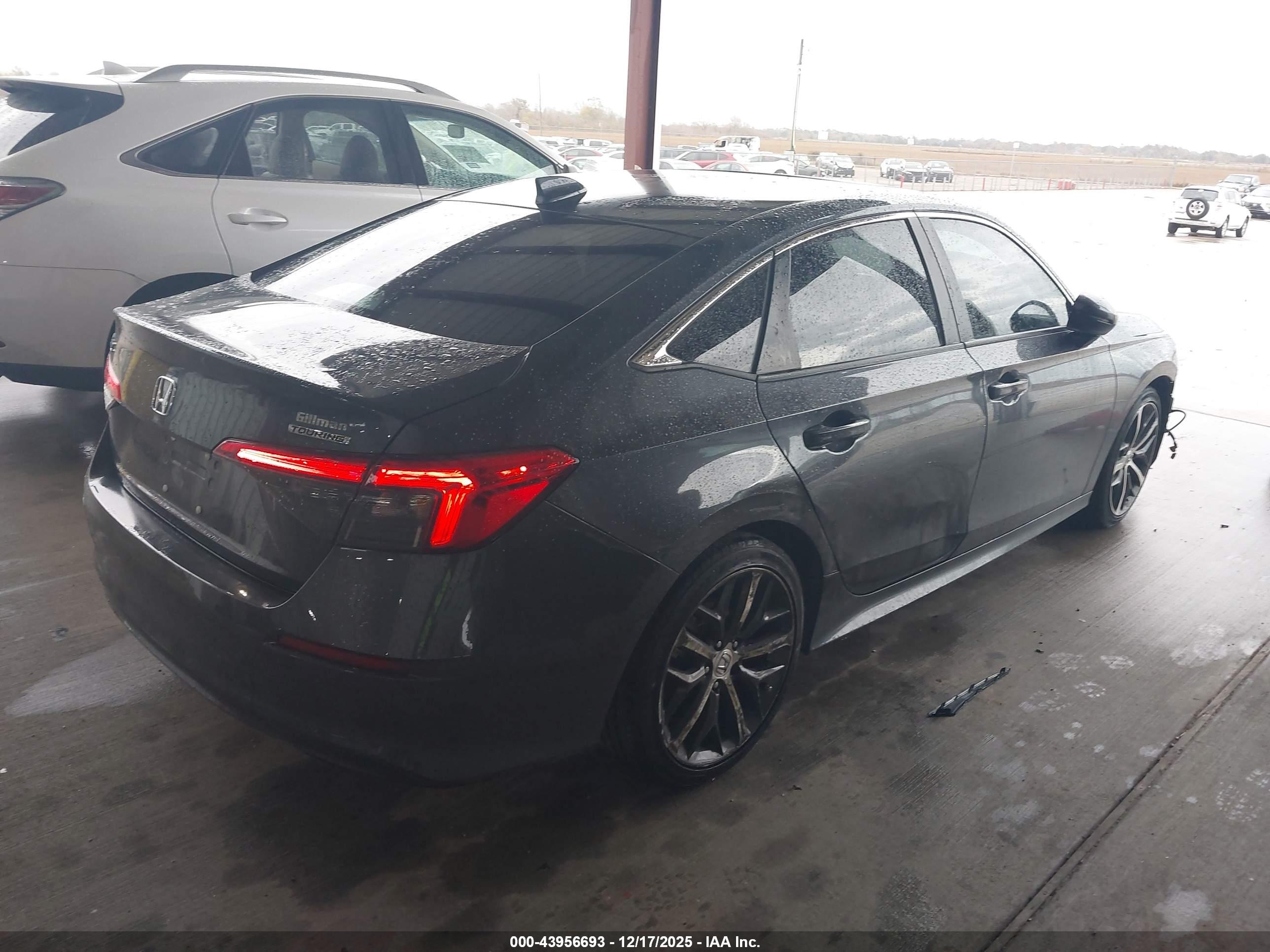 HONDA CIVIC image 4