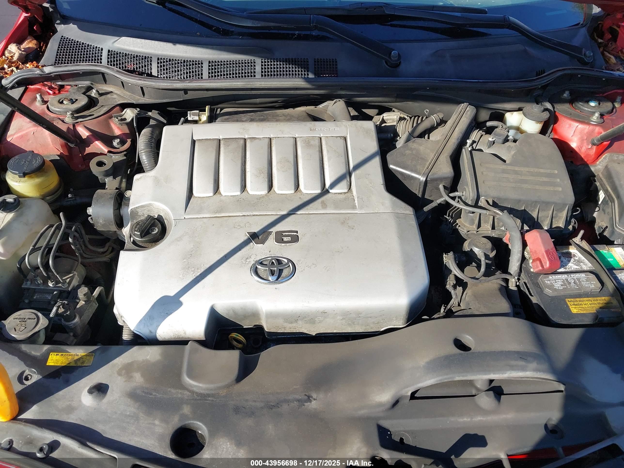 TOYOTA CAMRY image 10