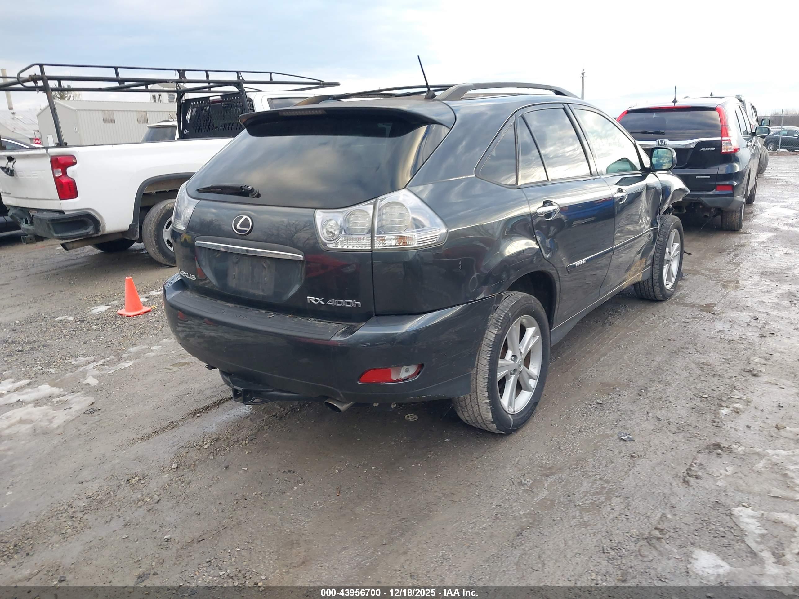 LEXUS RX image 4