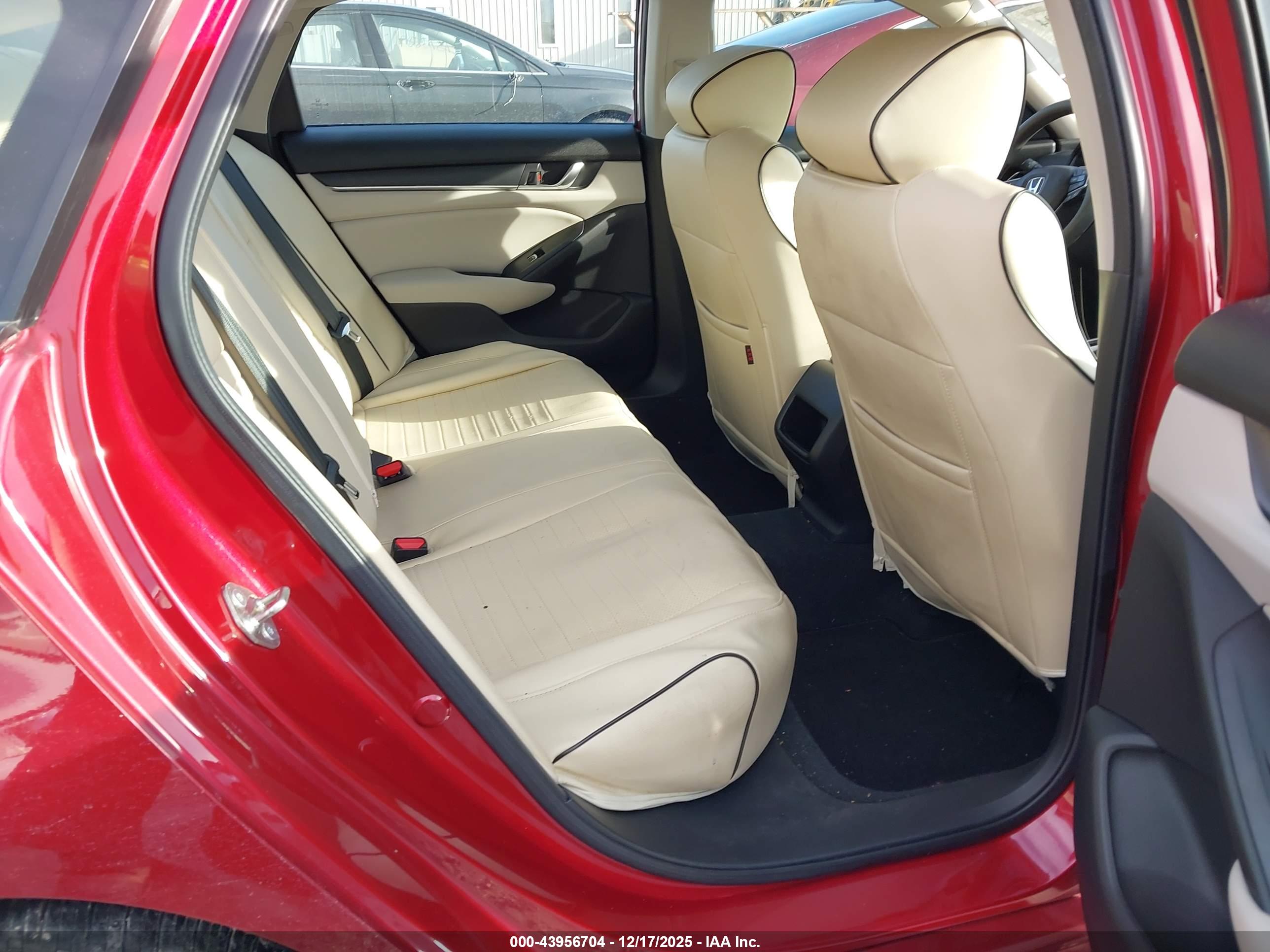 HONDA ACCORD image 8