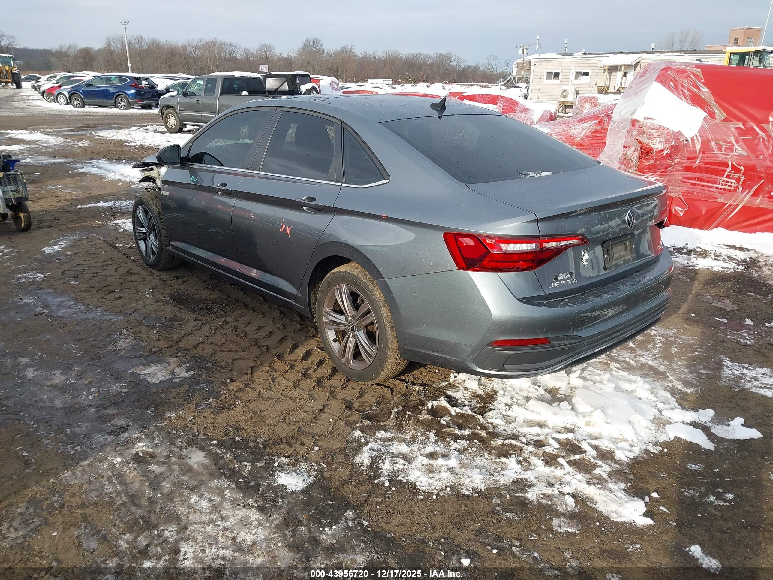 VOLKSWAGEN JETTA image 3