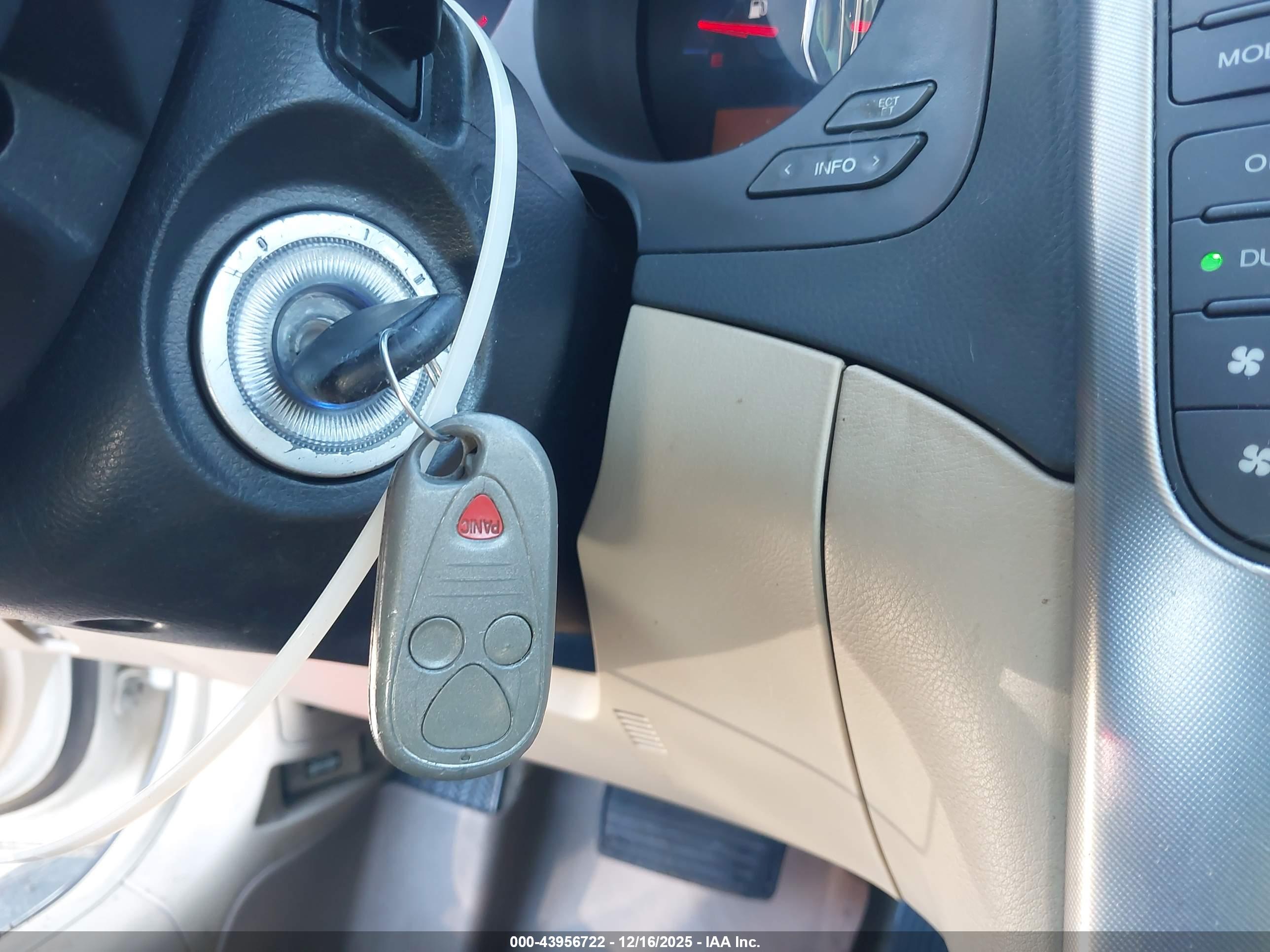 ACURA TL image 11
