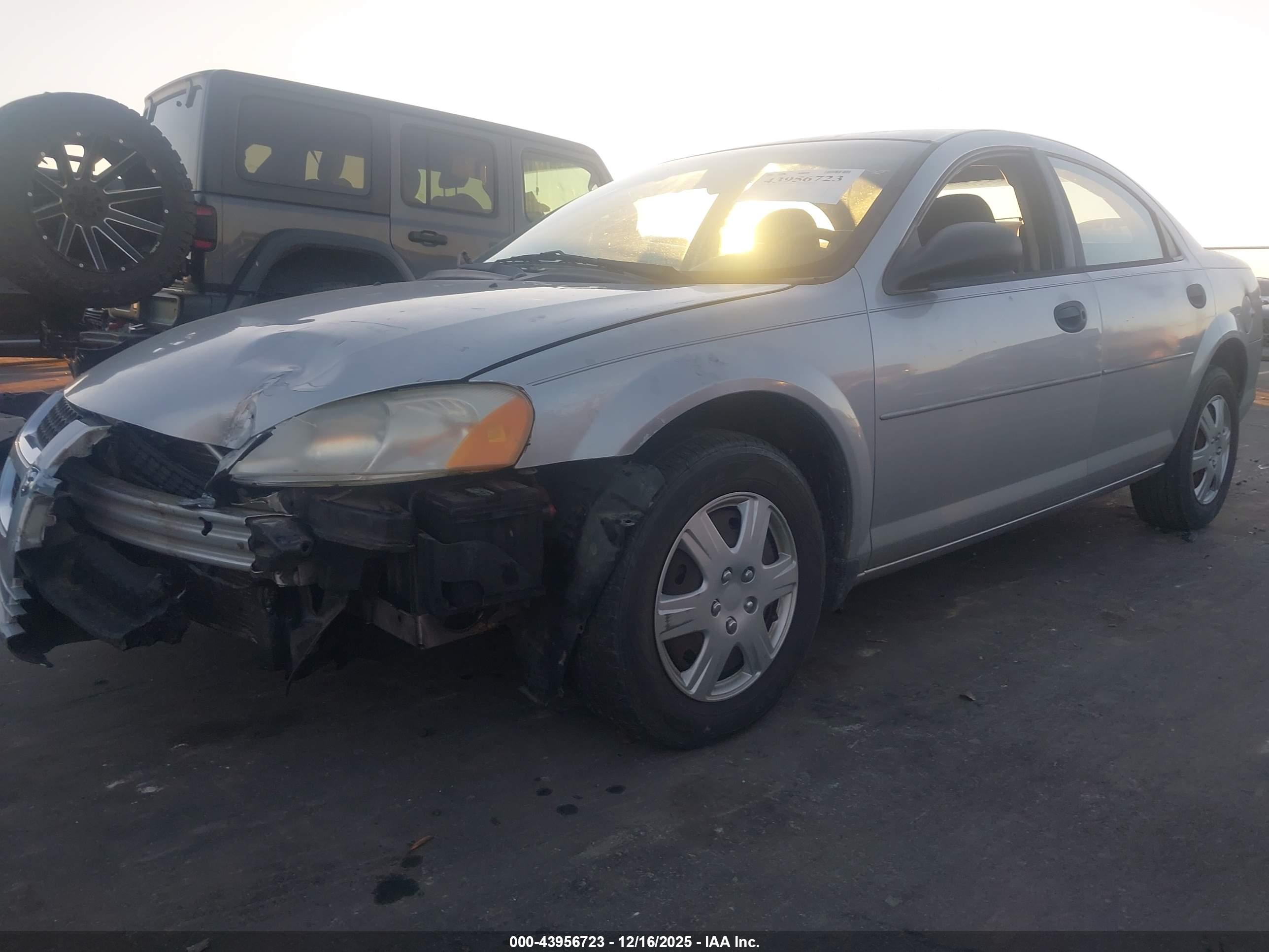 DODGE STRATUS image 2