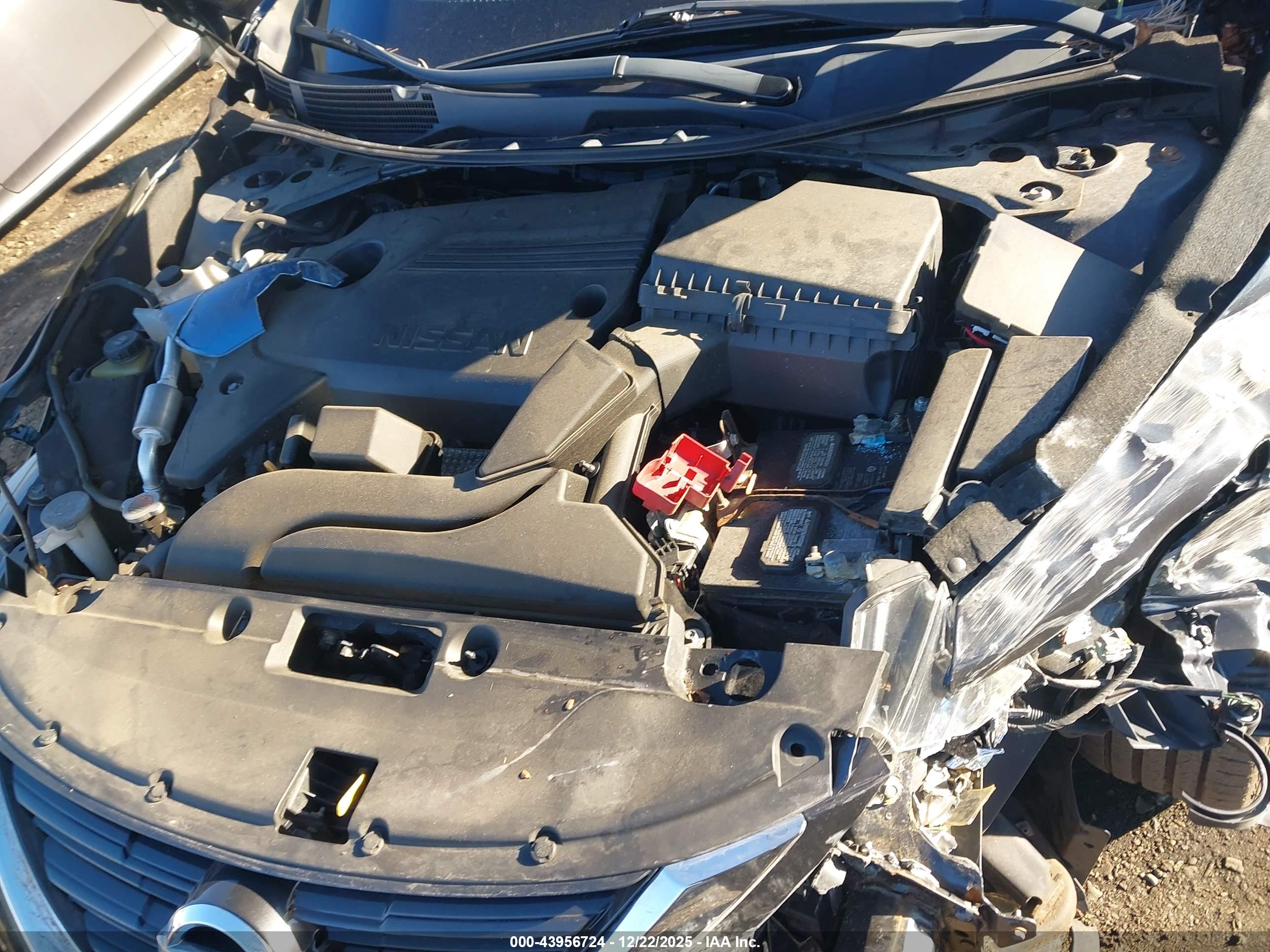 NISSAN ALTIMA image 10