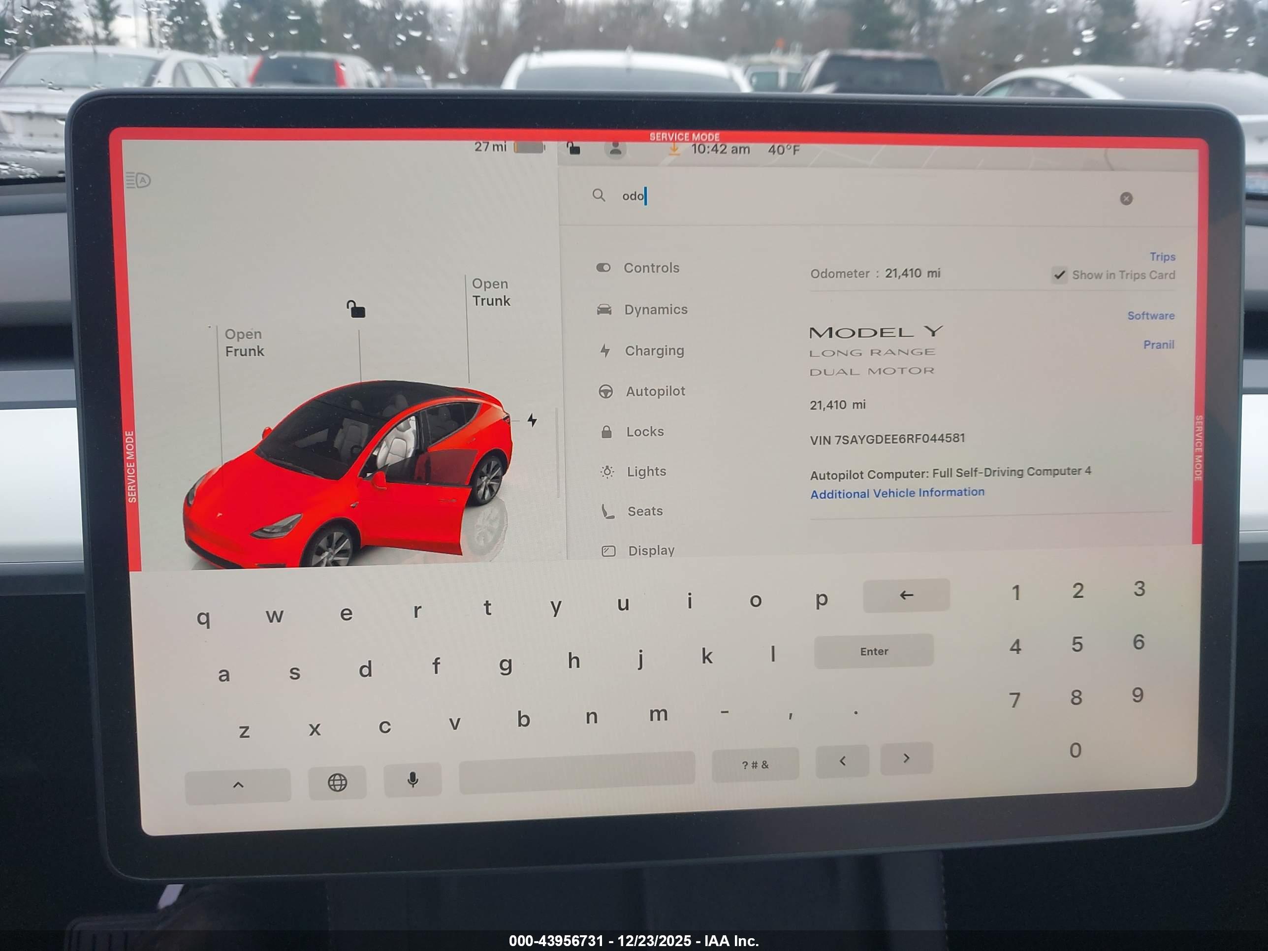 TESLA MODEL image 7
