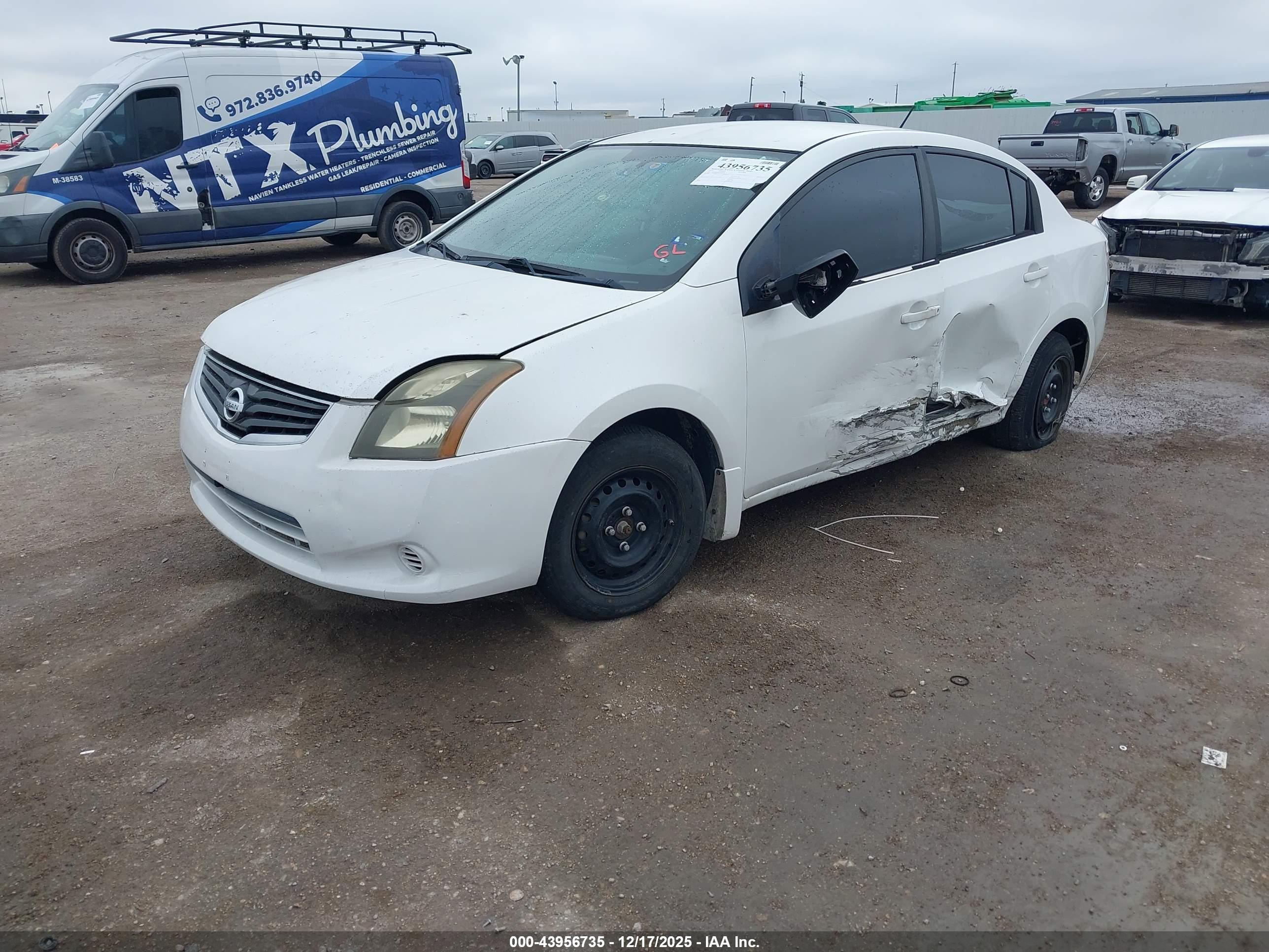 NISSAN SENTRA image 2