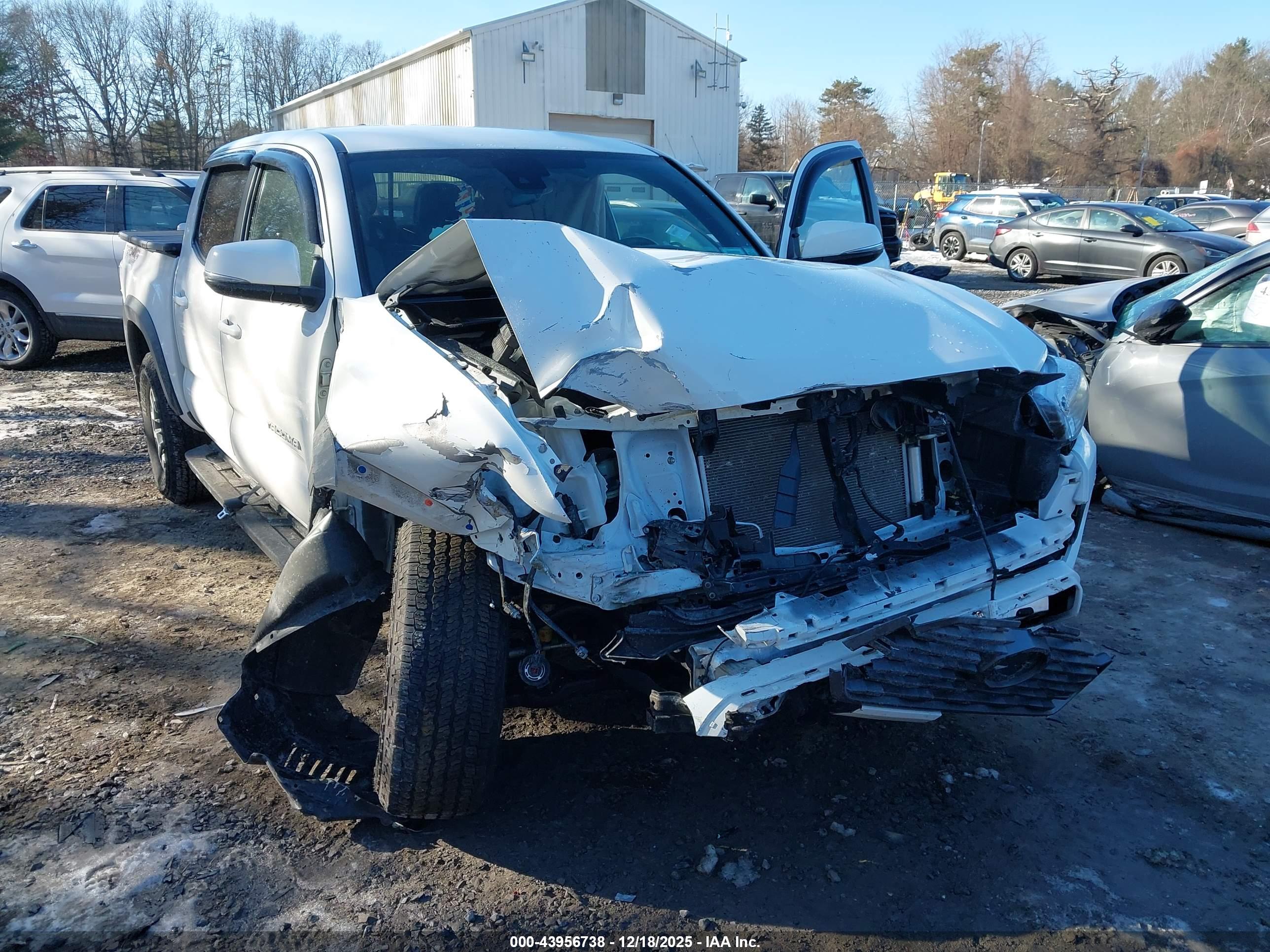 TOYOTA TACOMA image 6