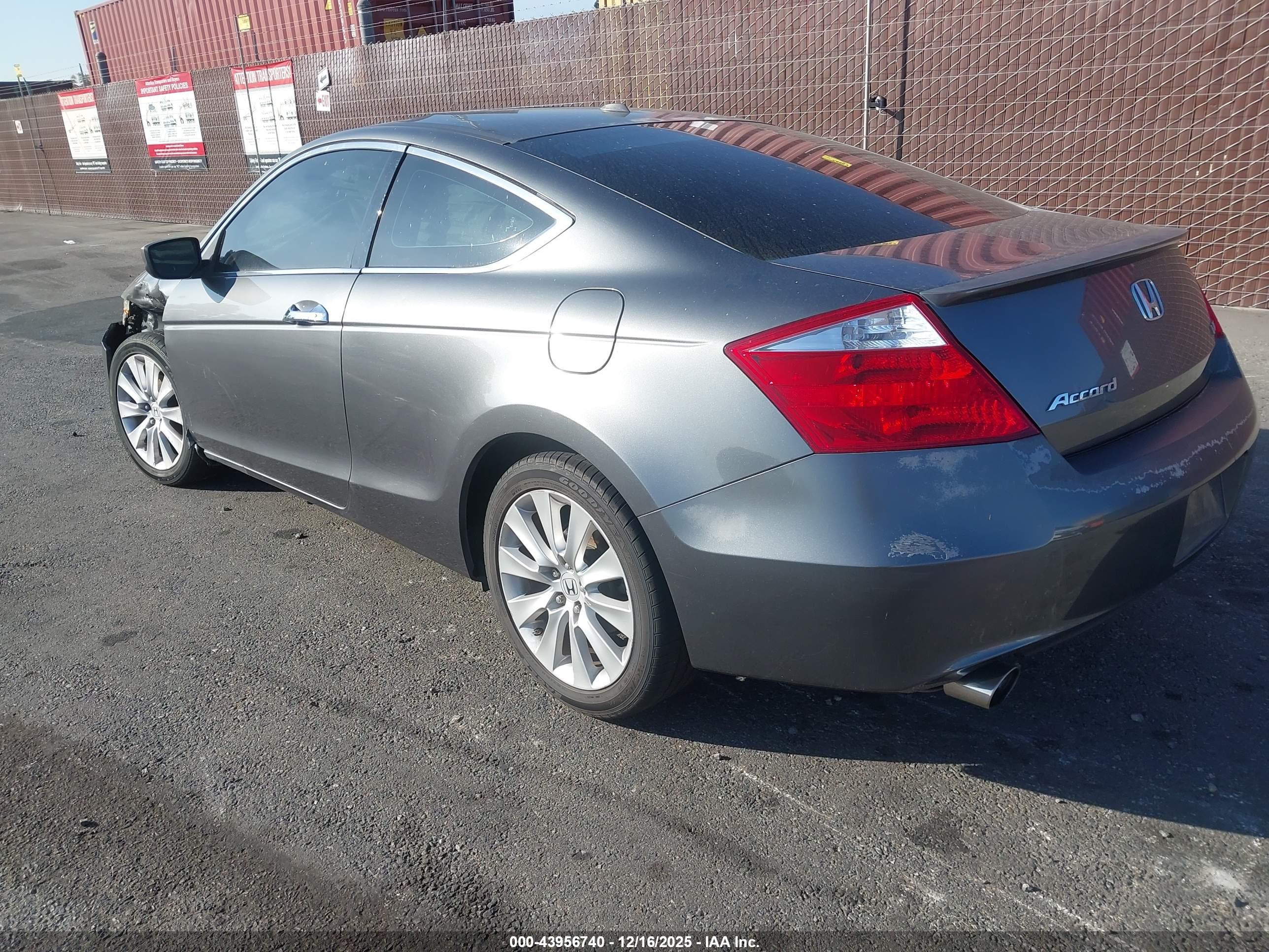 HONDA ACCORD image 3