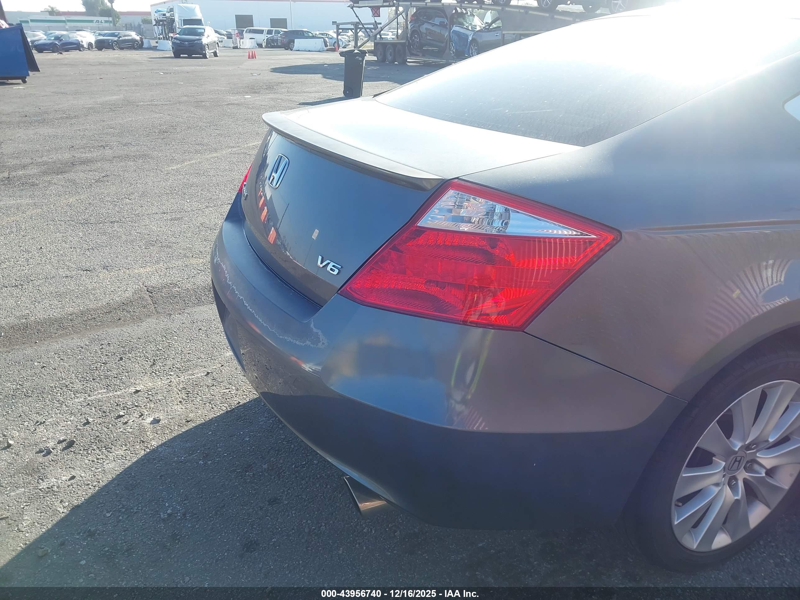 HONDA ACCORD image 4
