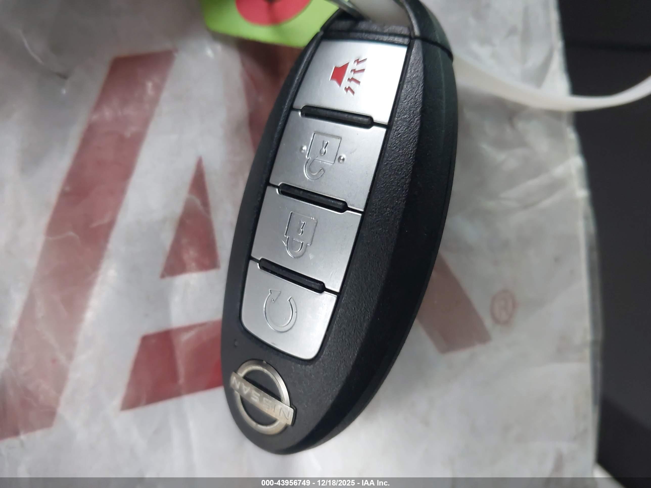 NISSAN KICKS image 11