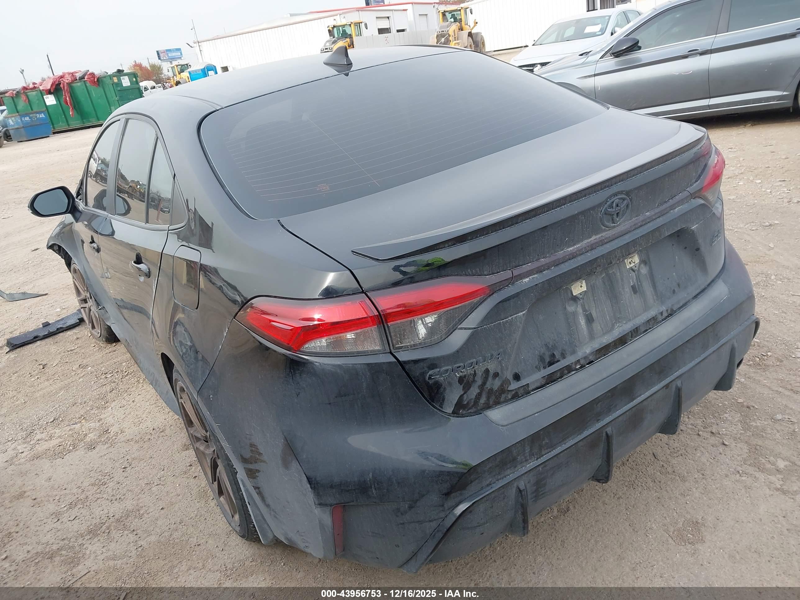 TOYOTA COROLLA image 3