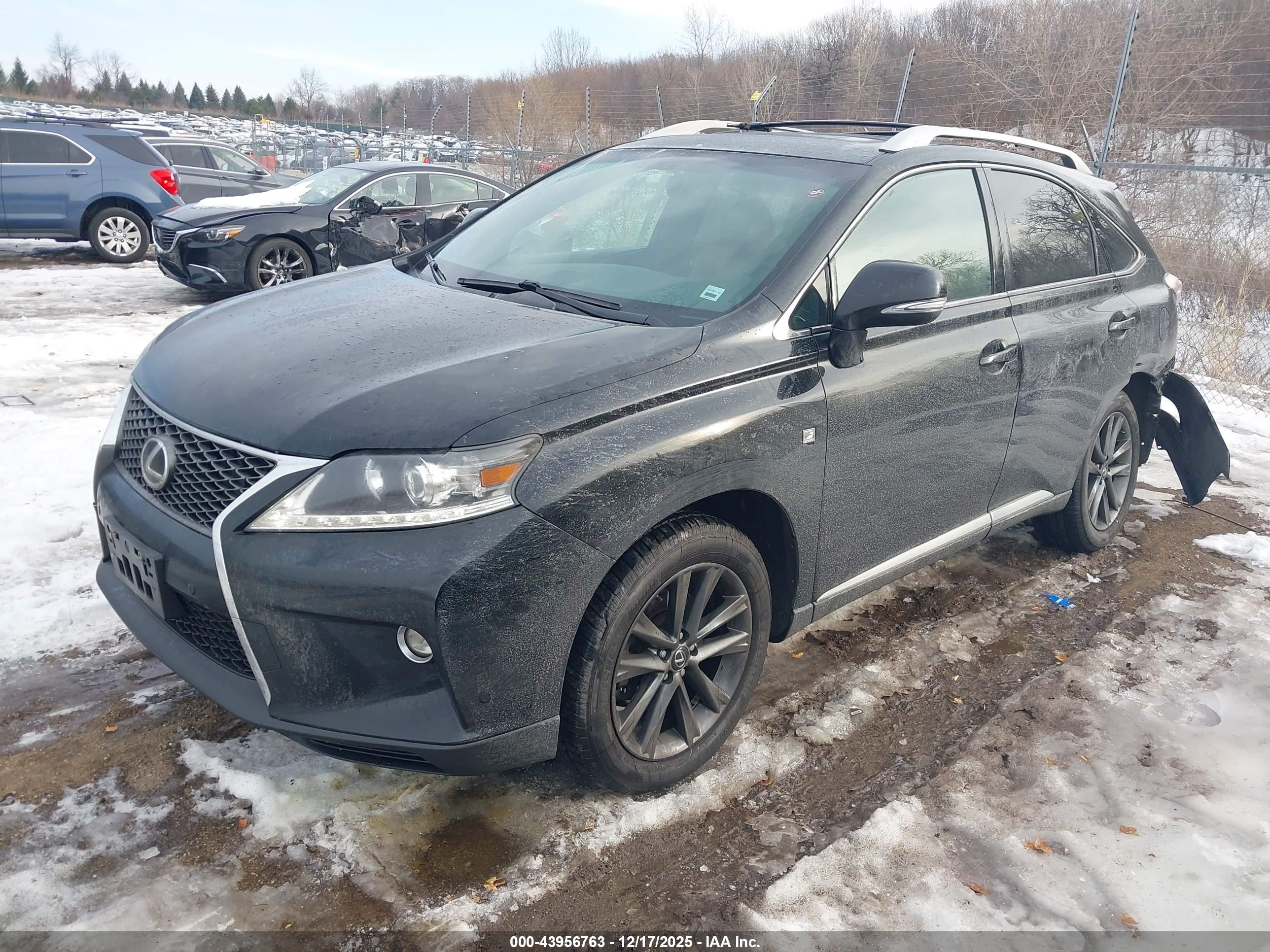 LEXUS RX image 2