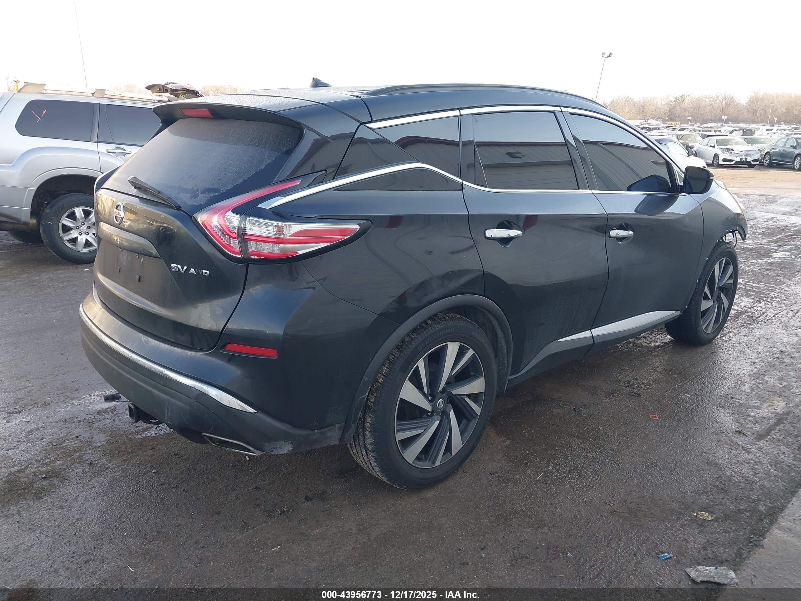 NISSAN MURANO image 4