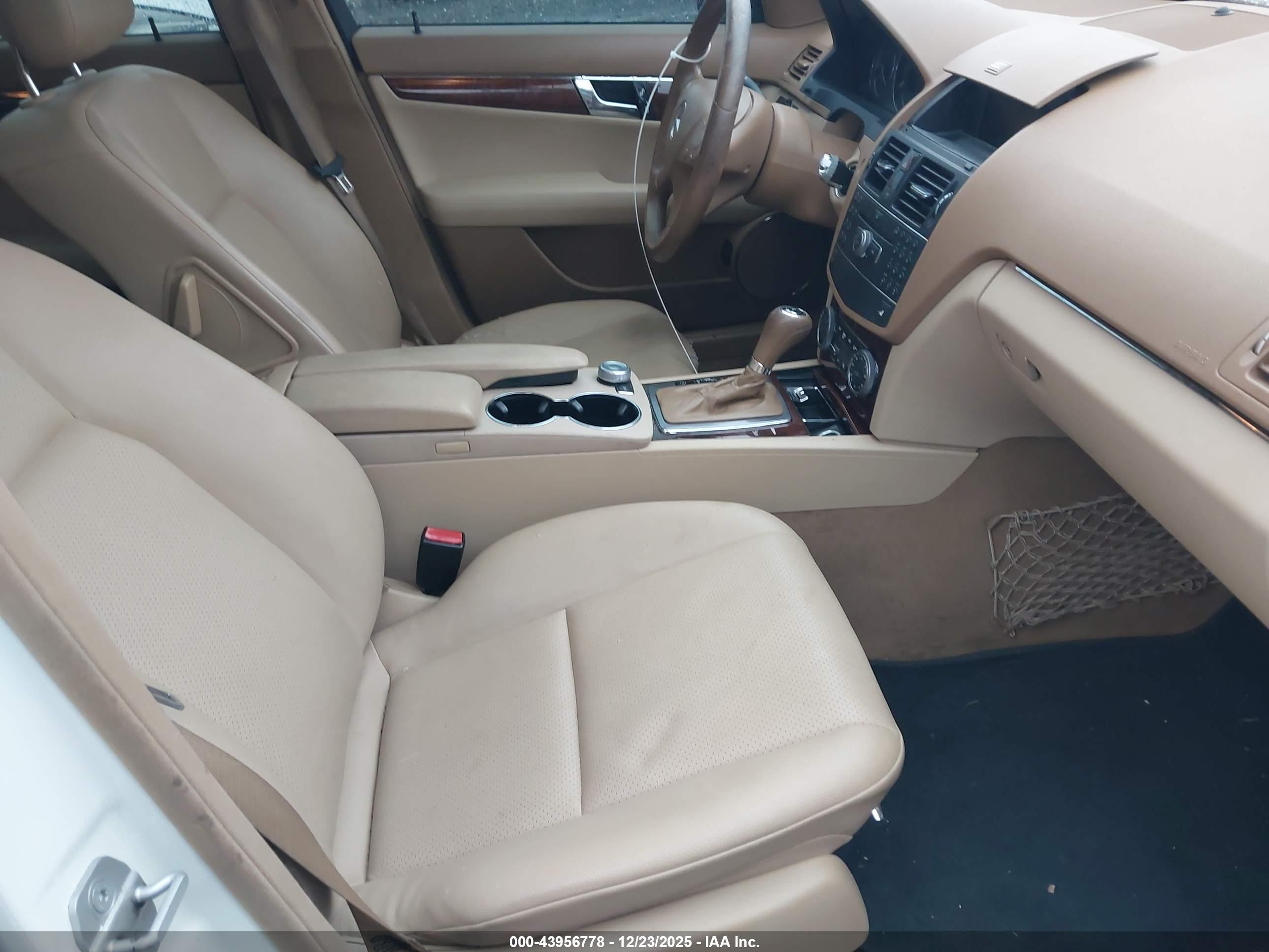 MERCEDES-BENZ C image 5