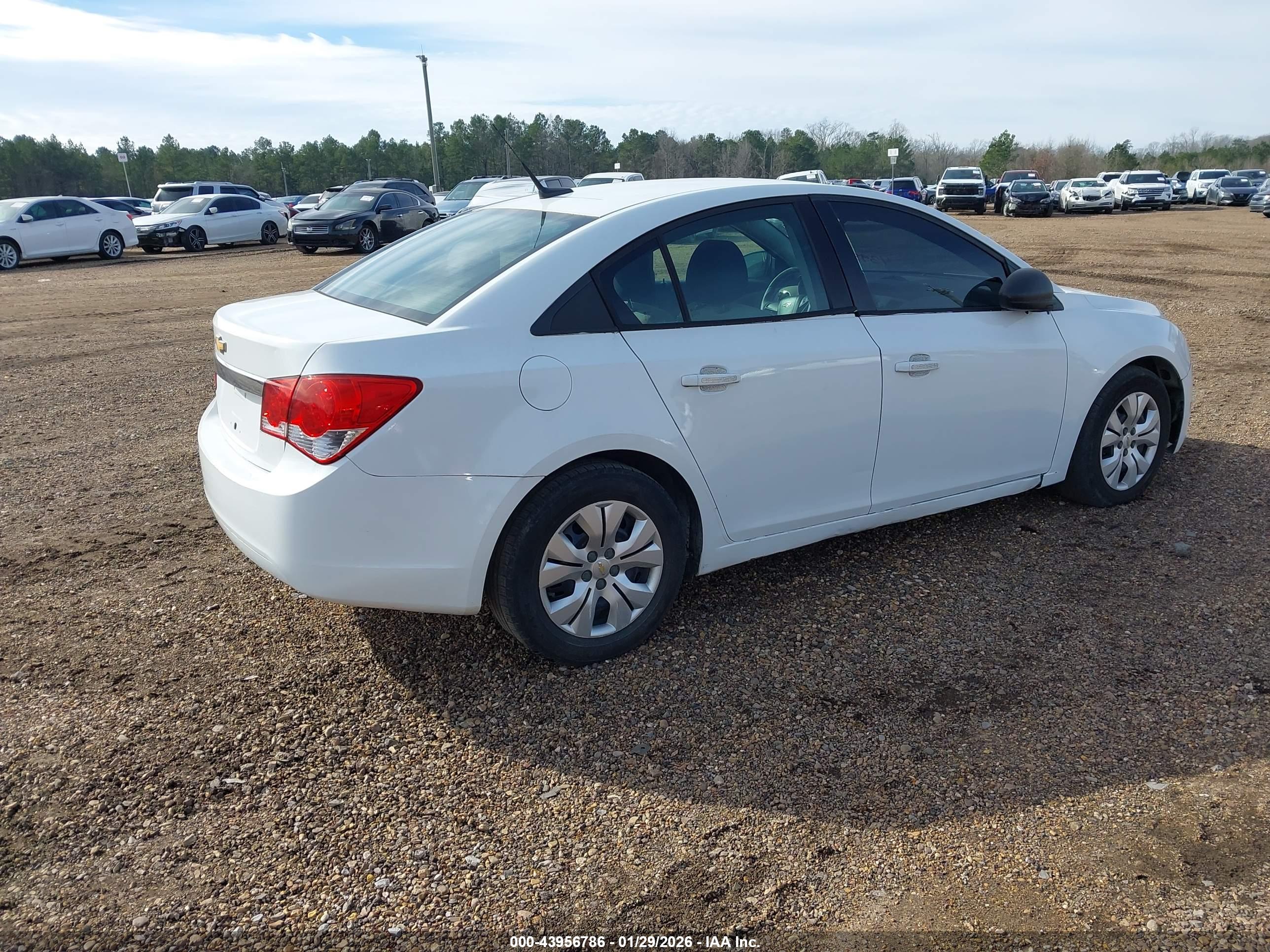 CHEVROLET CRUZE image 4