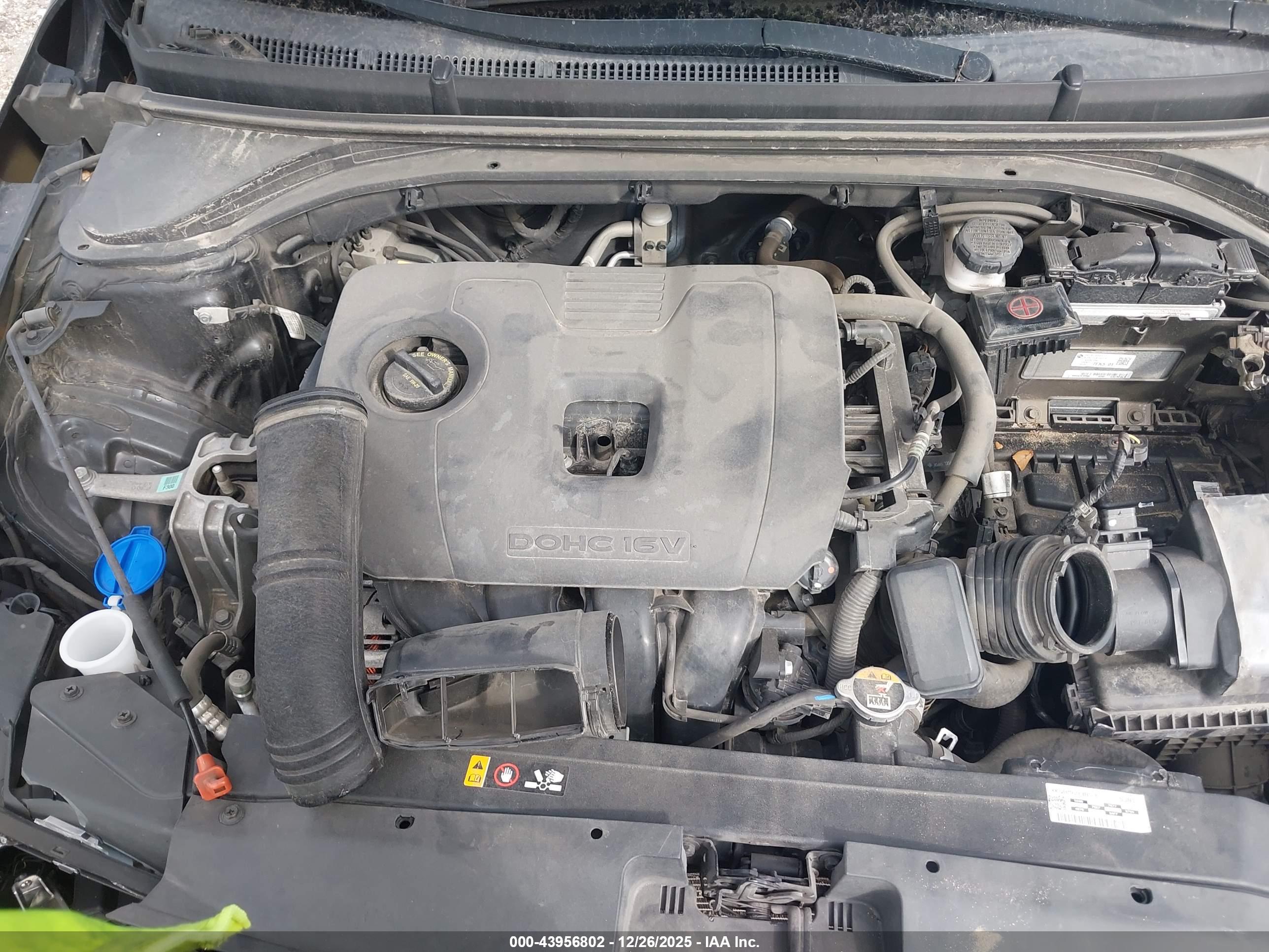 HYUNDAI ELANTRA image 10