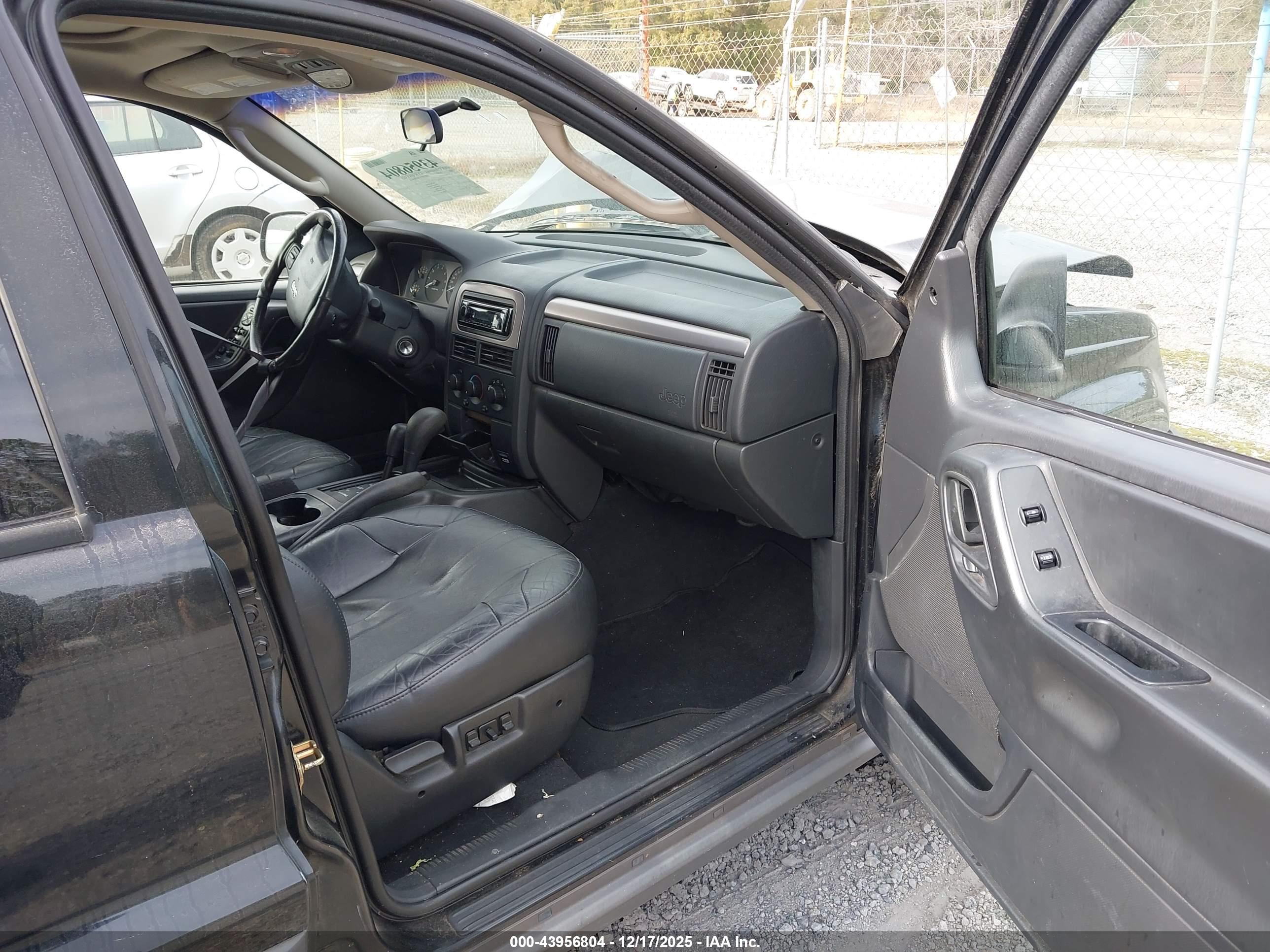 JEEP GRAND image 5