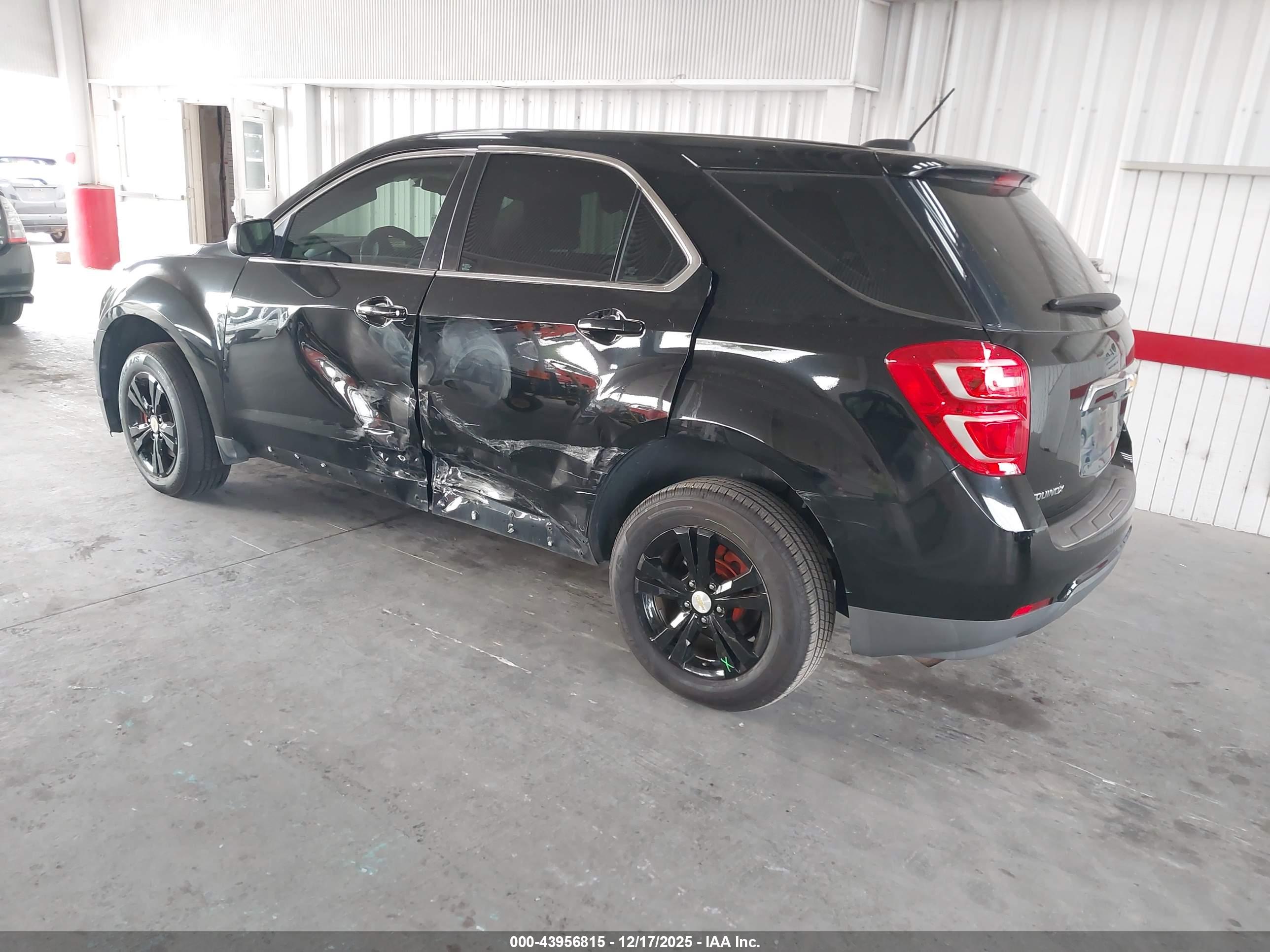 CHEVROLET EQUINOX image 3