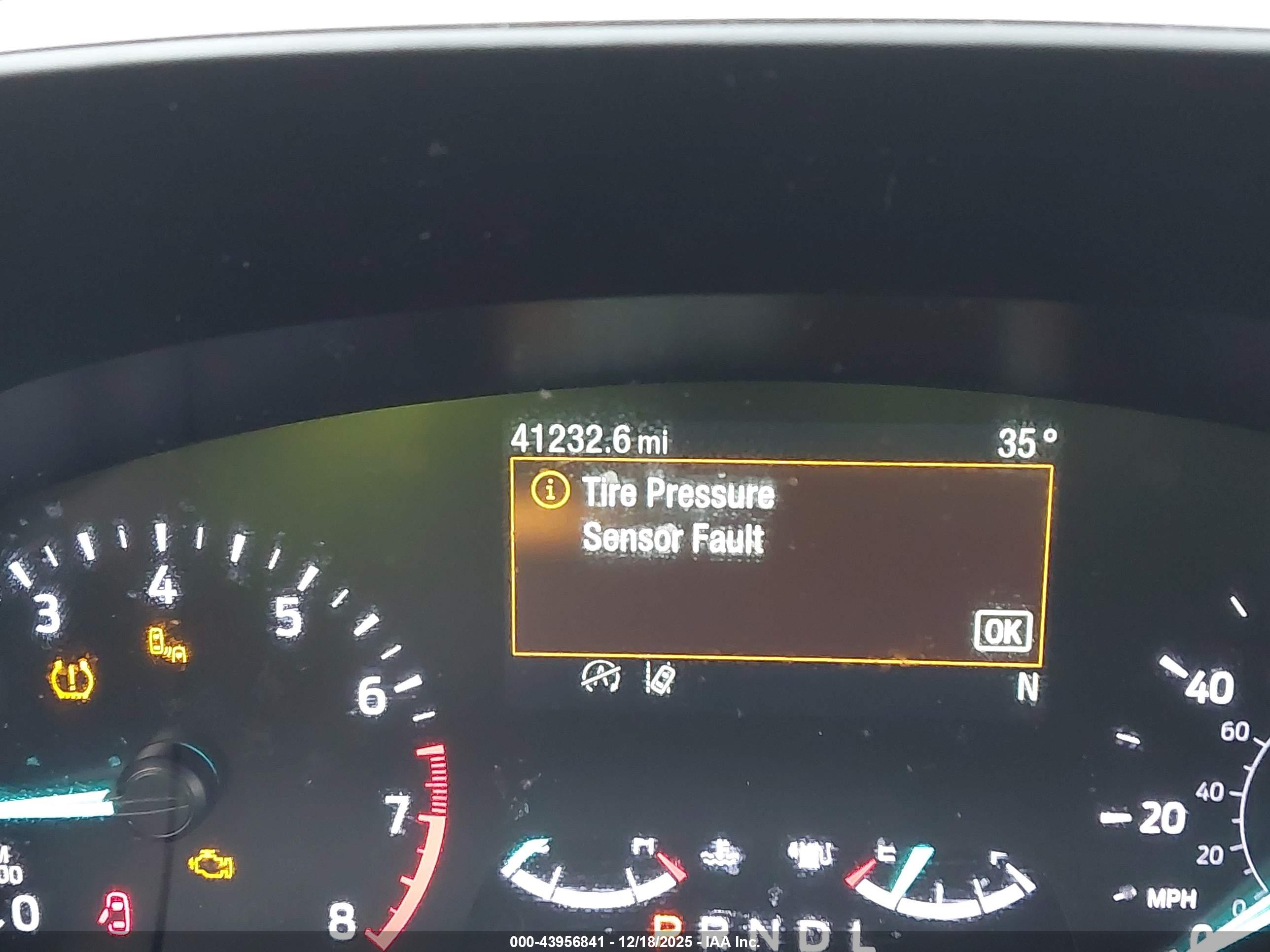 FORD ESCAPE image 7