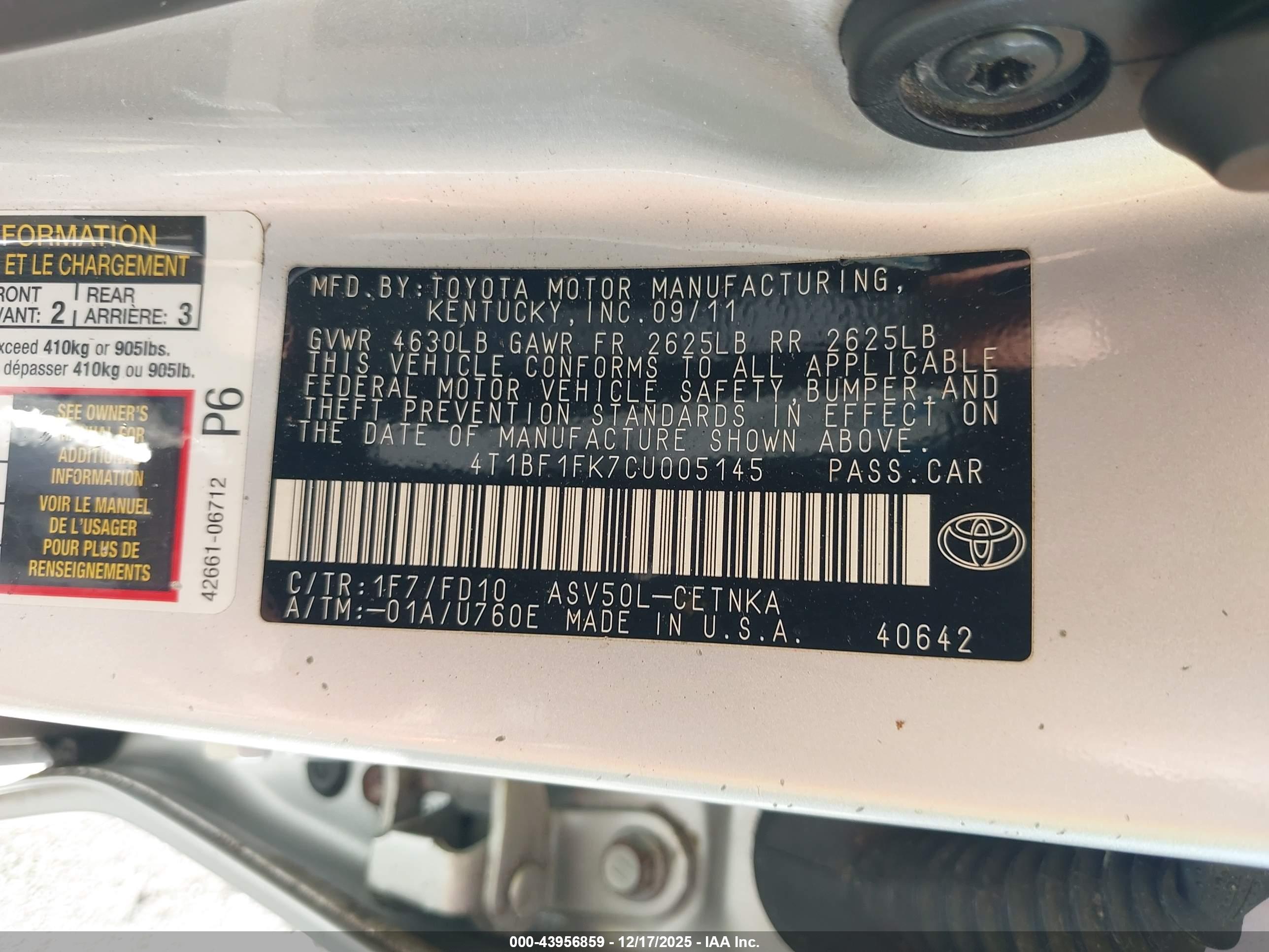TOYOTA CAMRY image 9