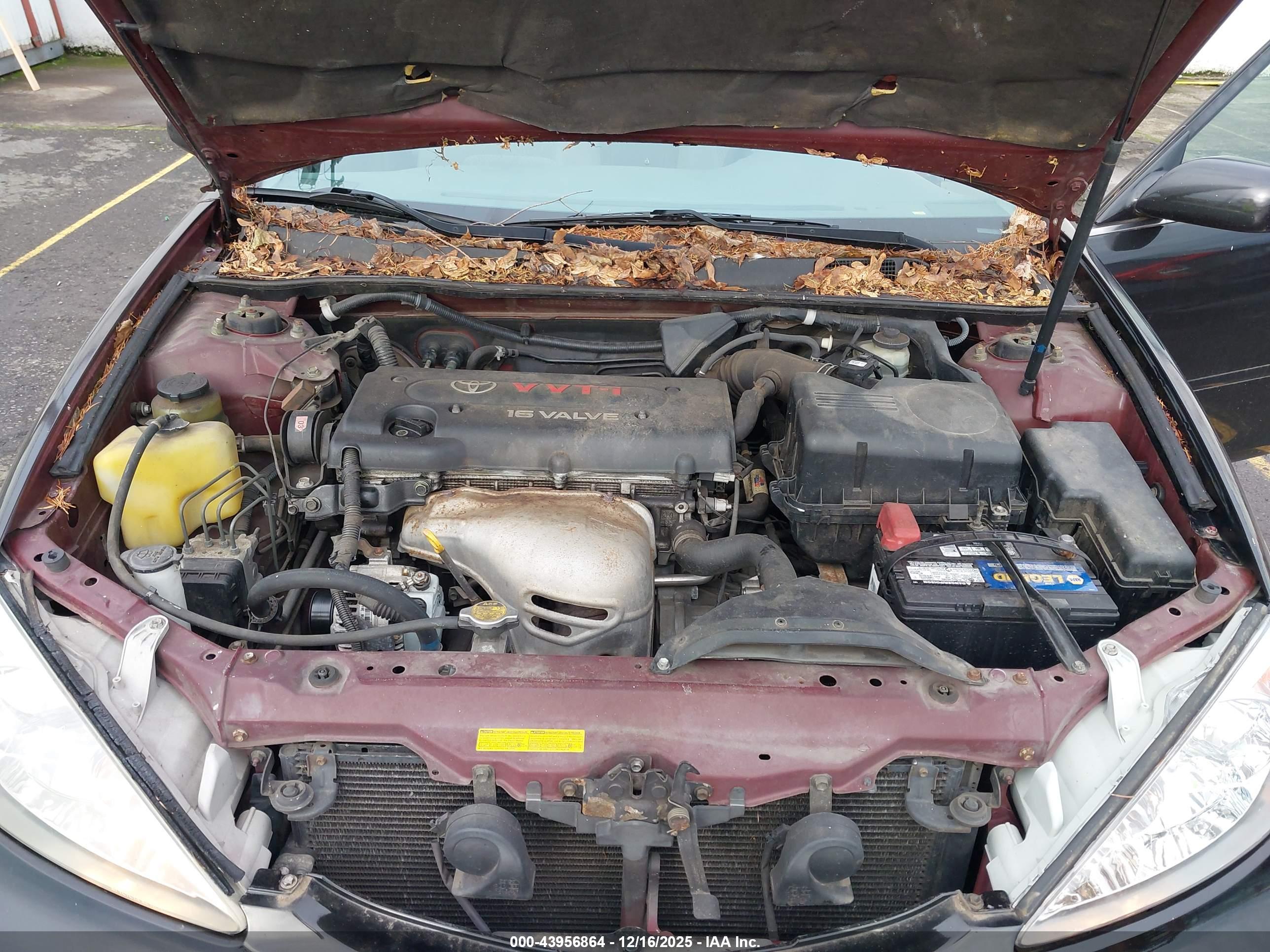 TOYOTA CAMRY image 10