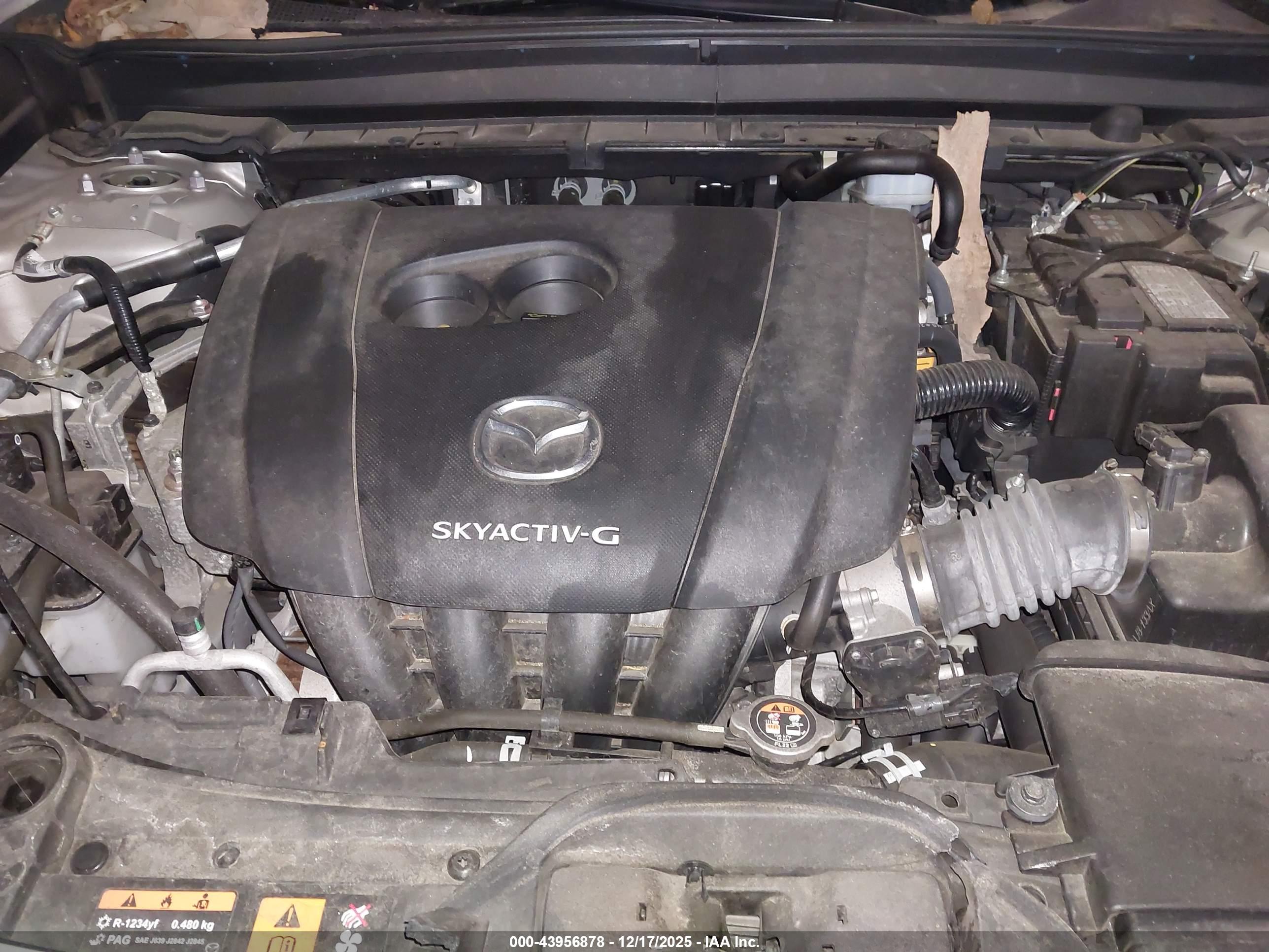 MAZDA CX-30 image 10