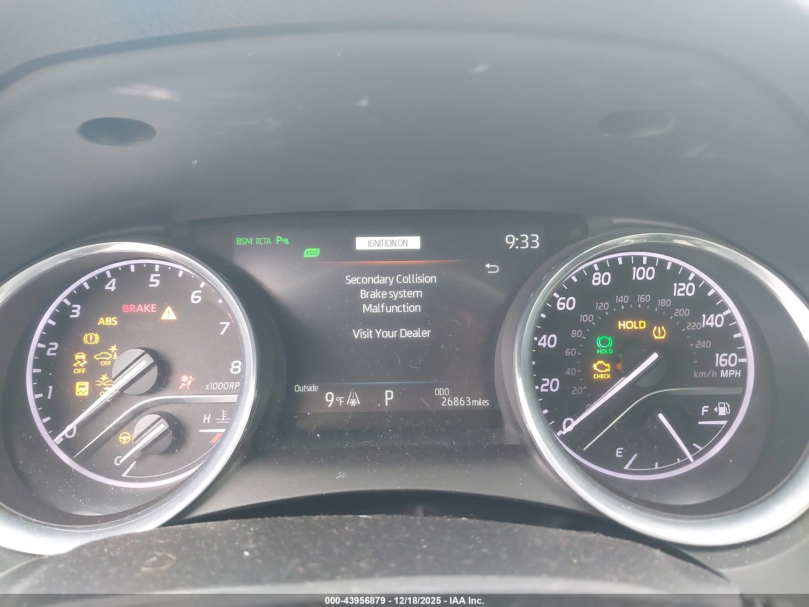 TOYOTA CAMRY image 7