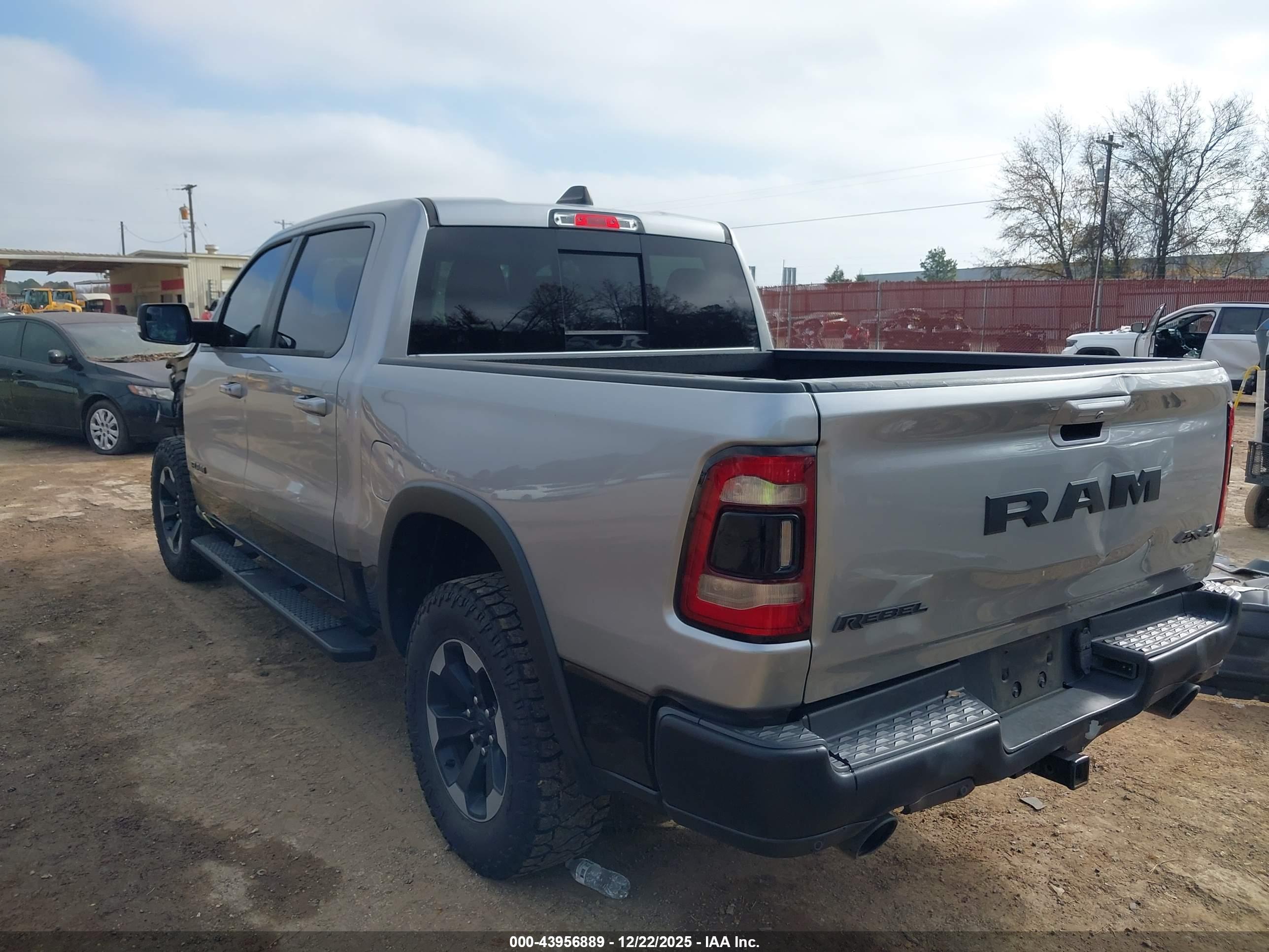 RAM 1500 image 3