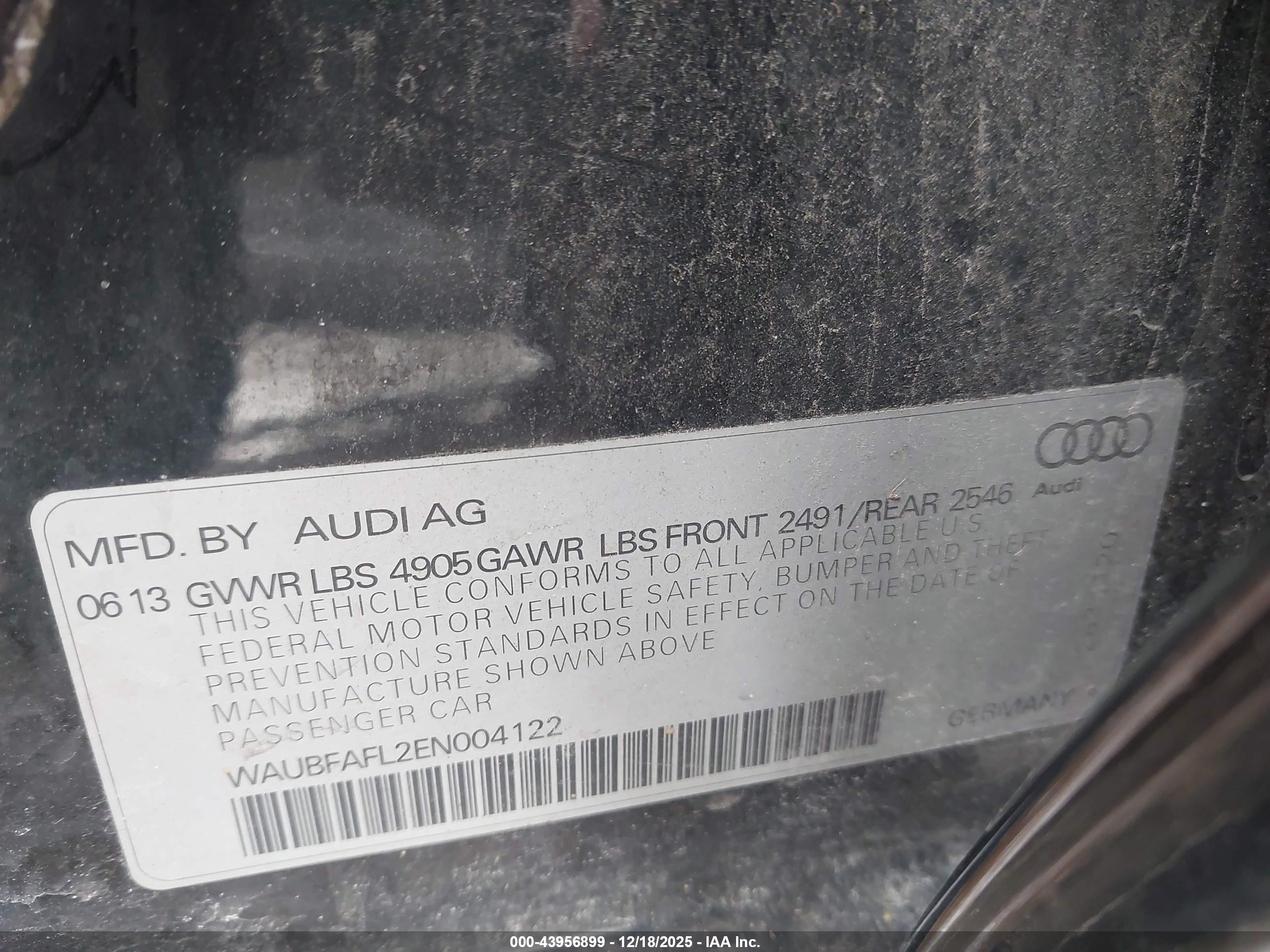 AUDI A4 image 9
