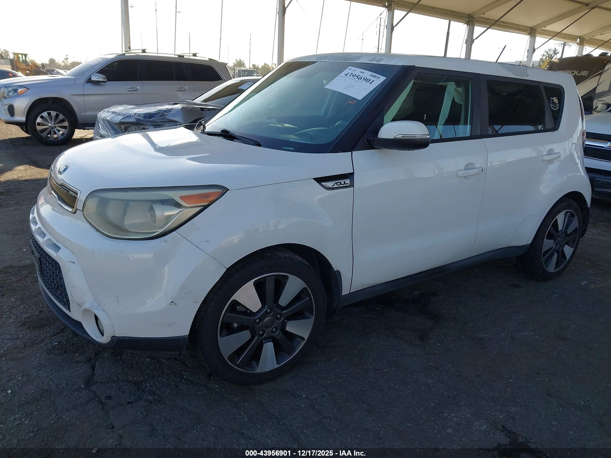 KIA SOUL image 2