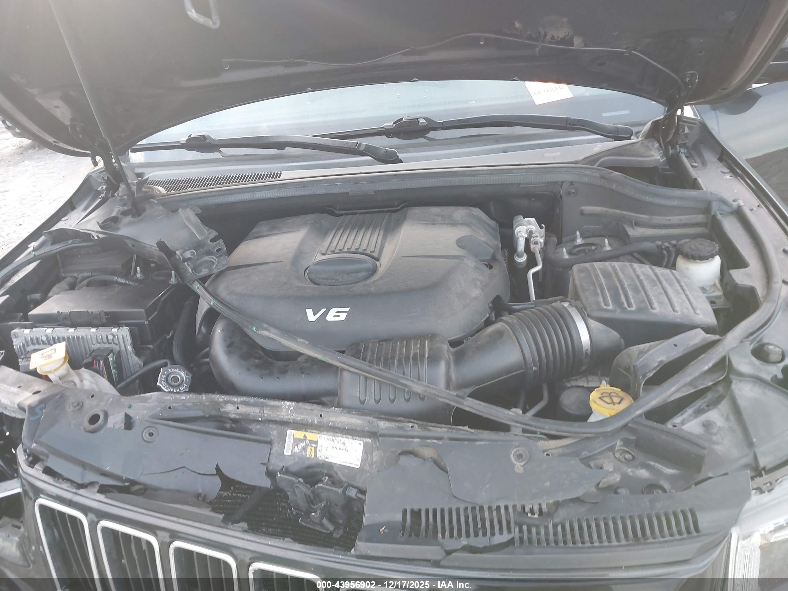 JEEP GRAND image 10