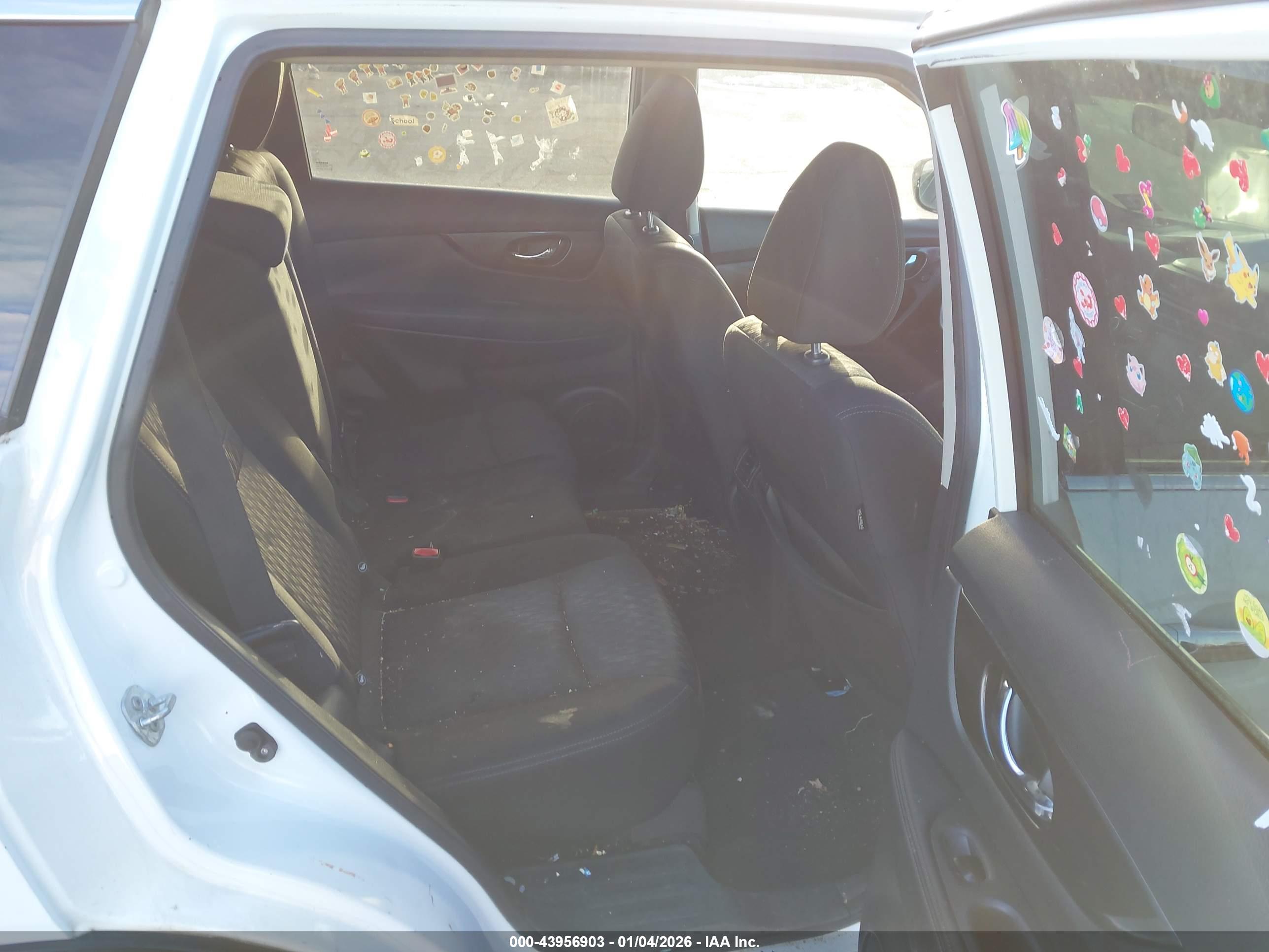 NISSAN ROGUE image 8