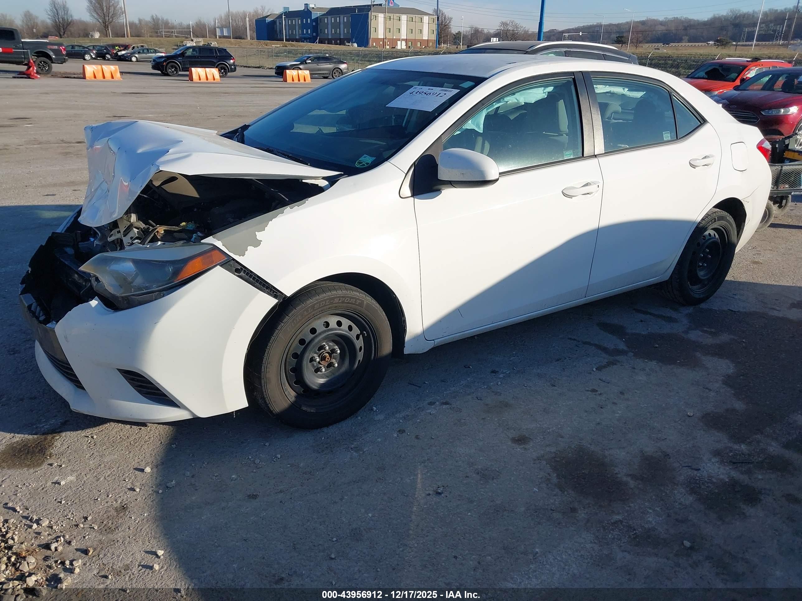 TOYOTA COROLLA image 2