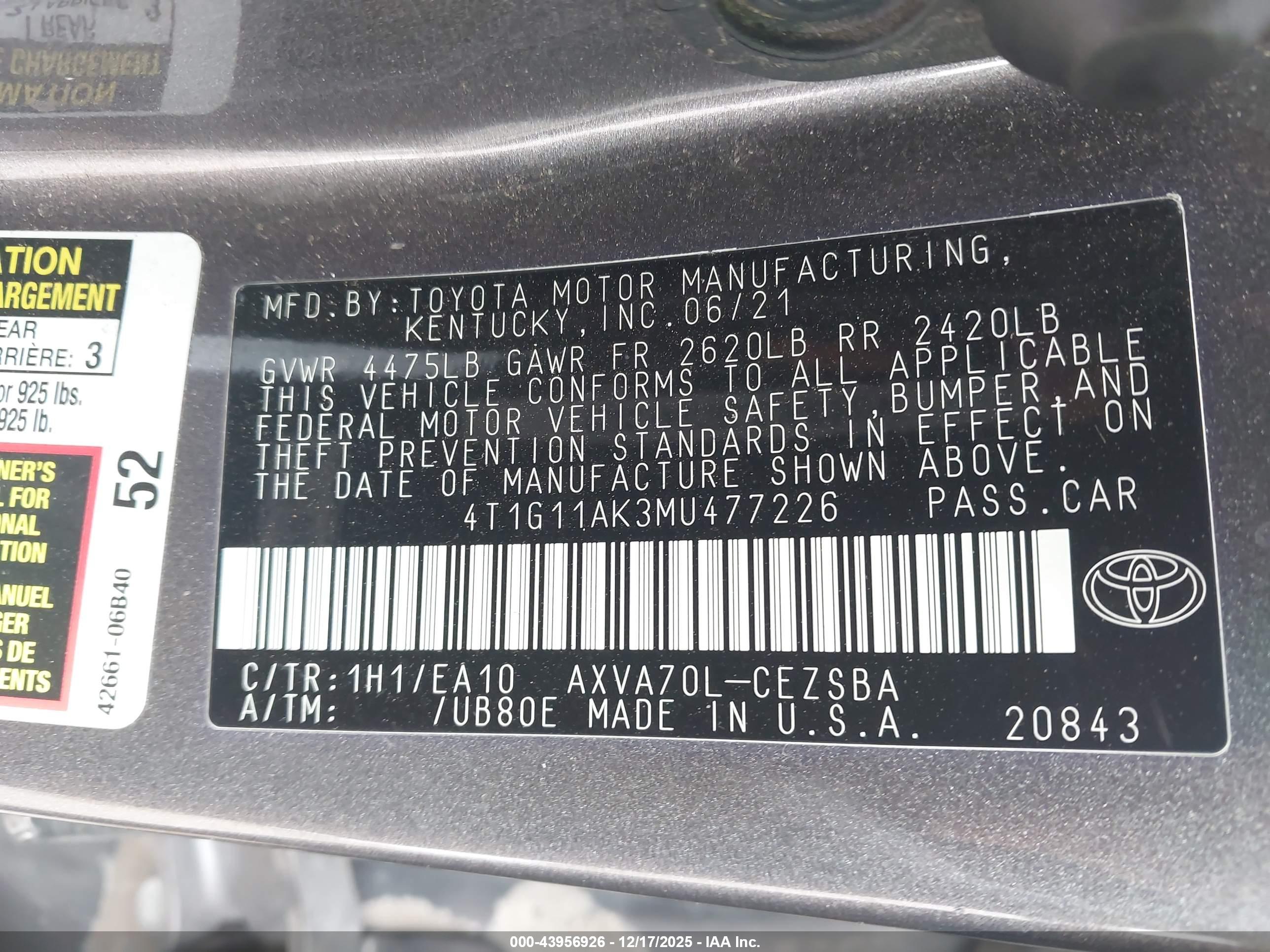 TOYOTA CAMRY image 9