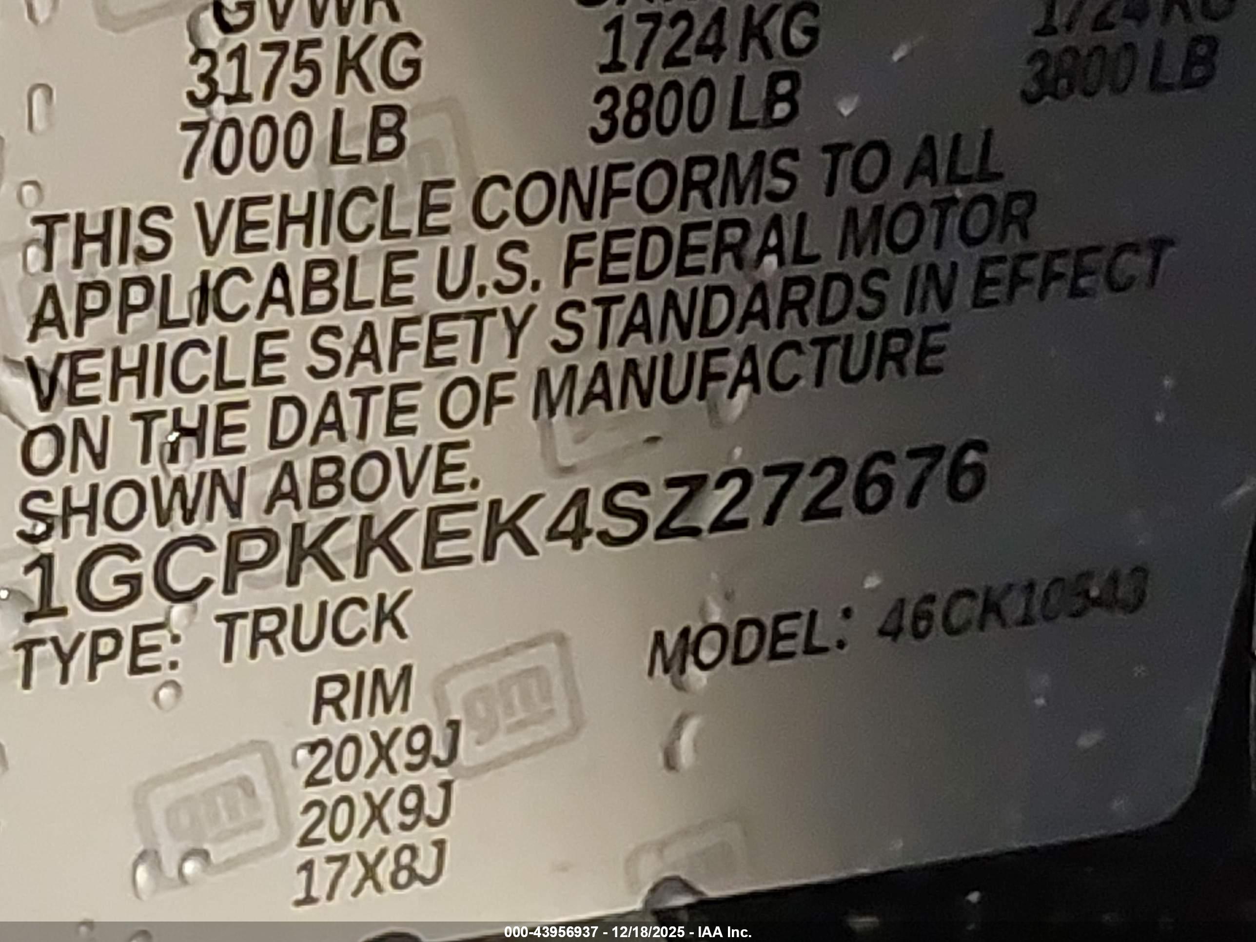 CHEVROLET SILVERADO image 9