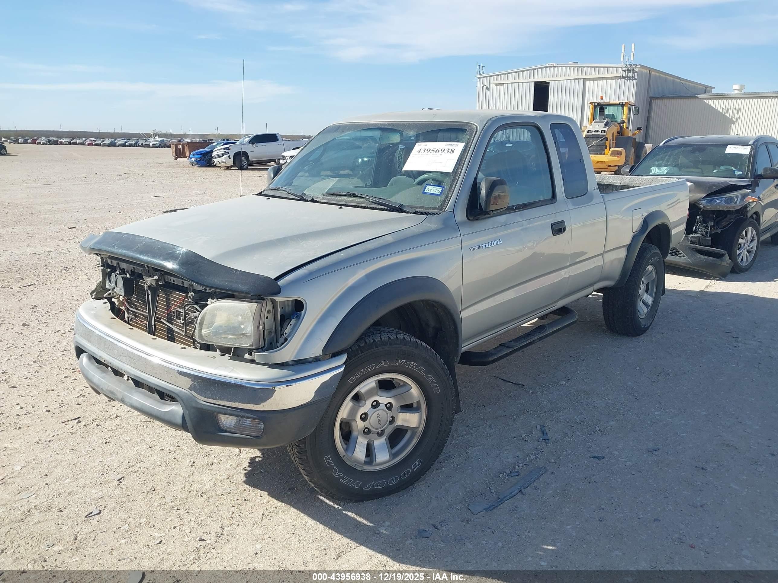 TOYOTA TACOMA image 2