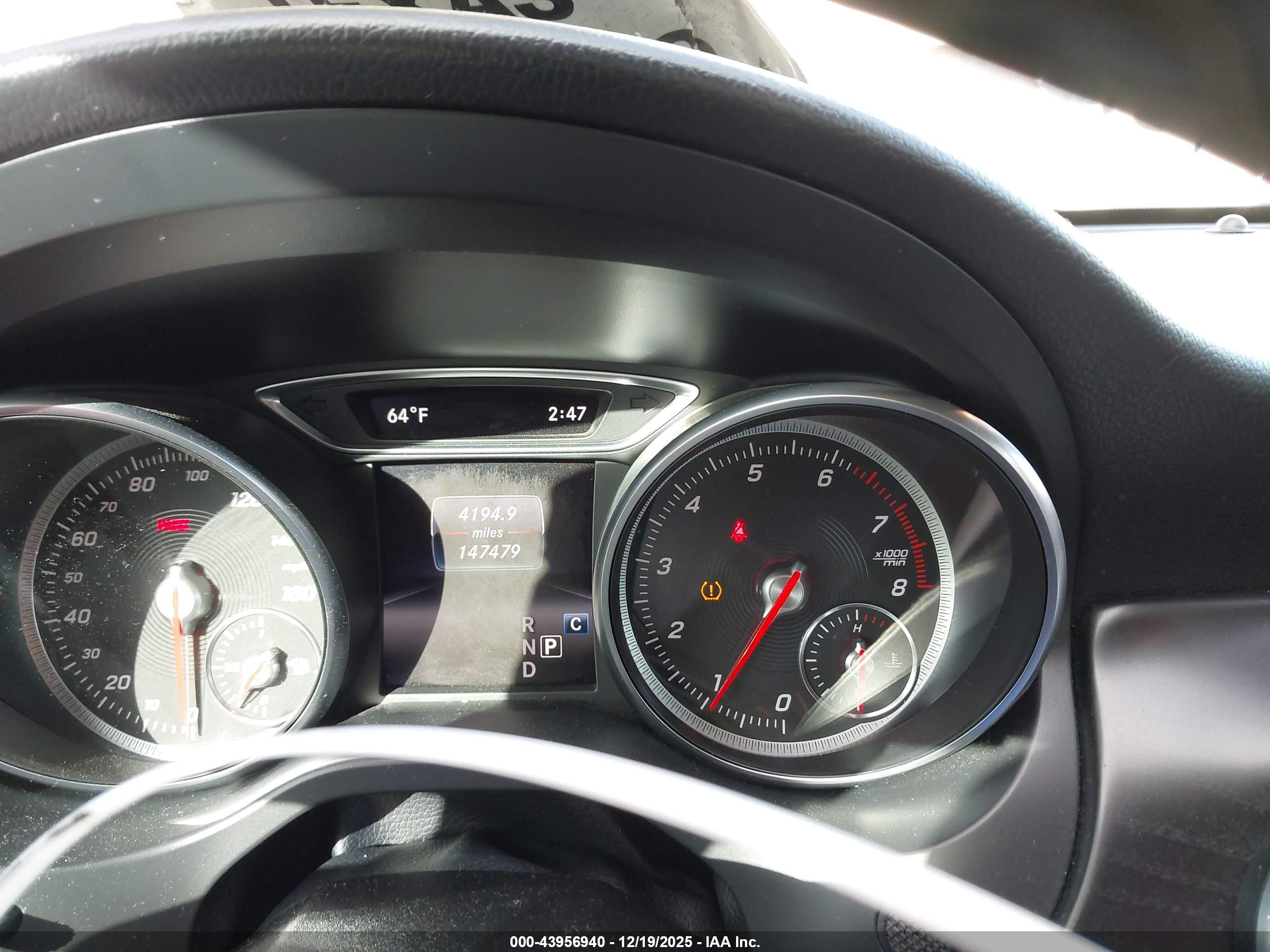 MERCEDES-BENZ CLA image 7