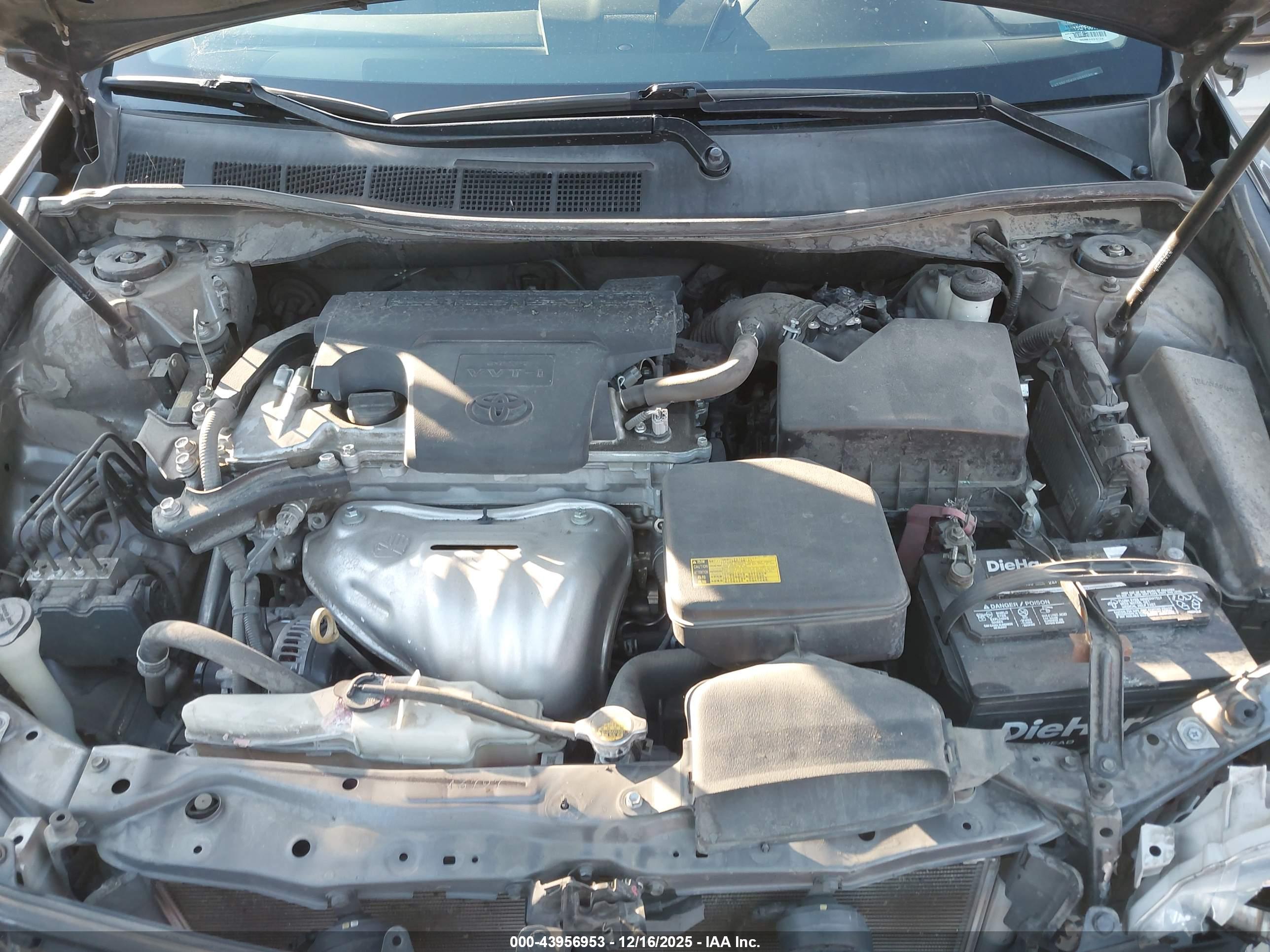 TOYOTA CAMRY image 10