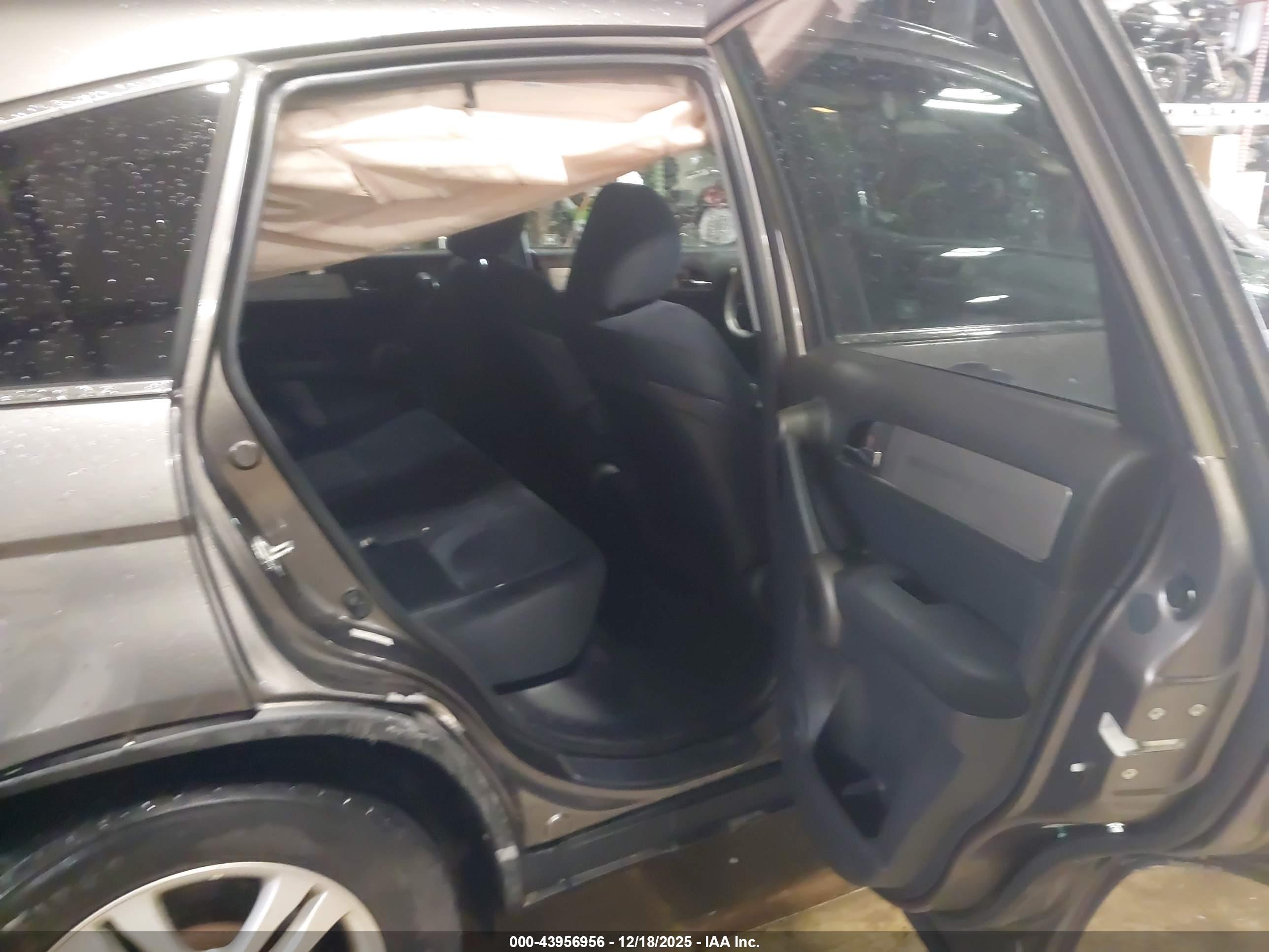 HONDA CR-V image 8