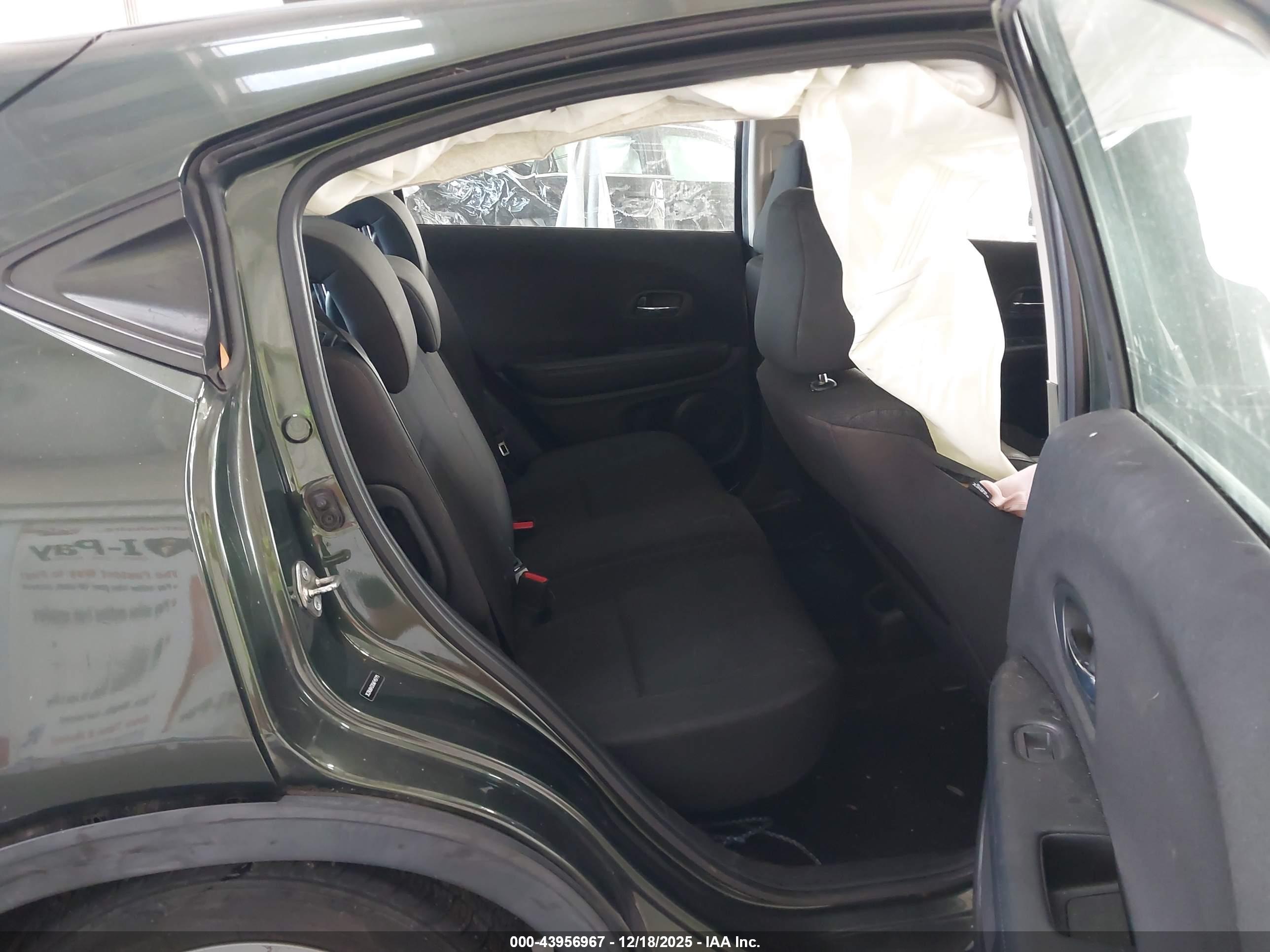 HONDA HR-V image 8