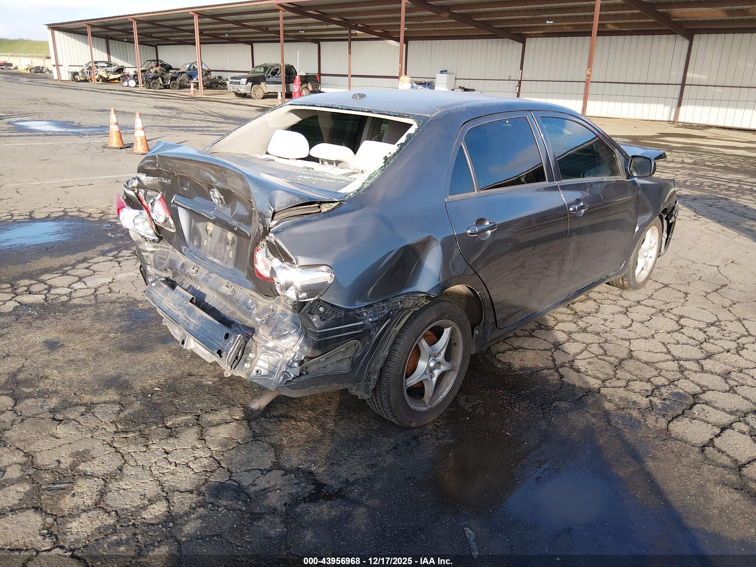 TOYOTA COROLLA image 4
