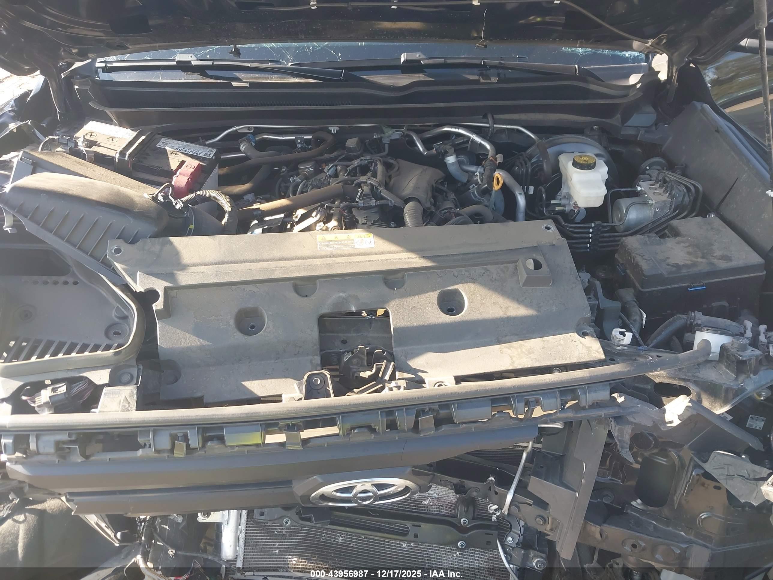 TOYOTA TACOMA image 10