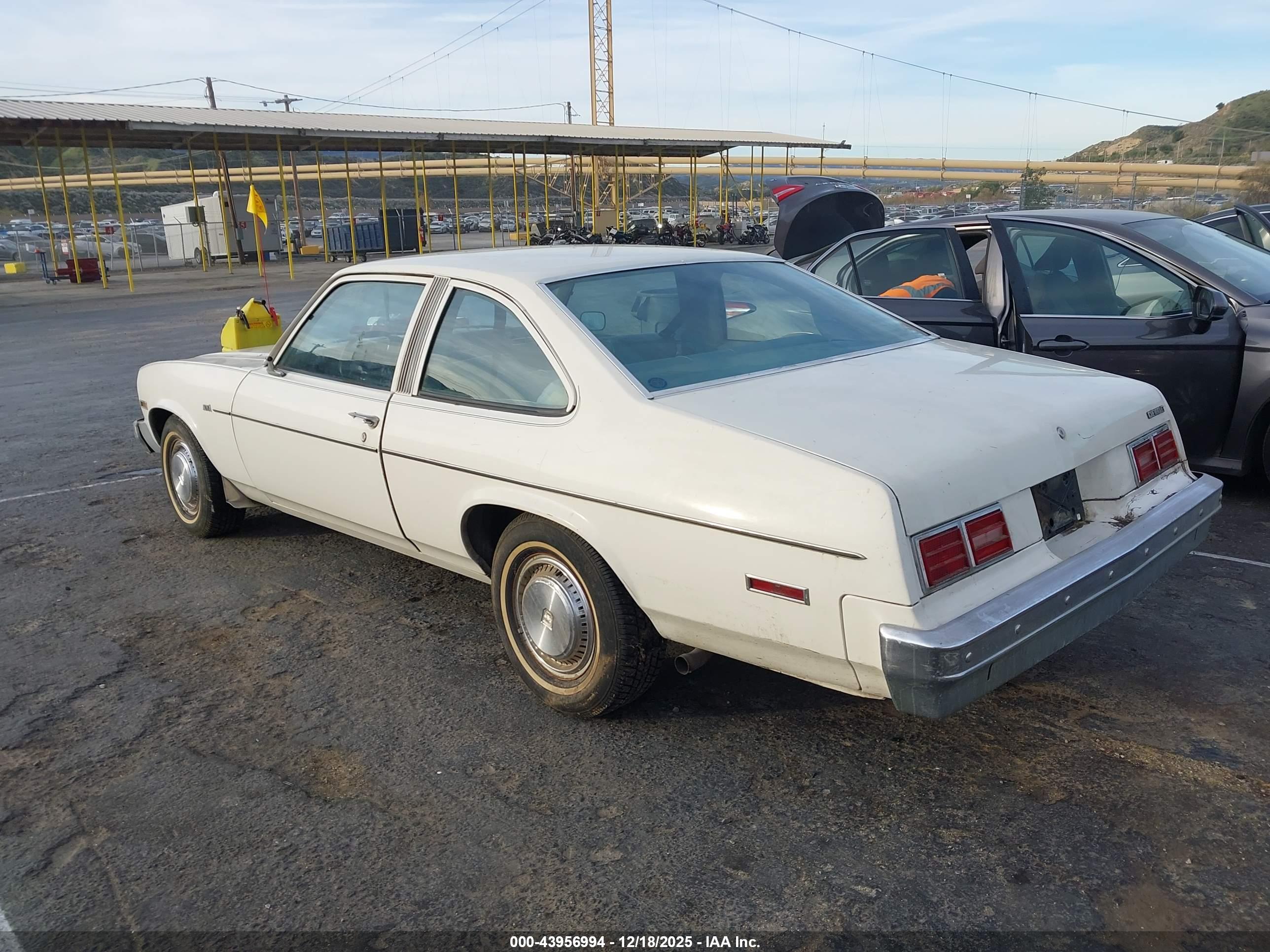 CHEVROLET NOVA image 3
