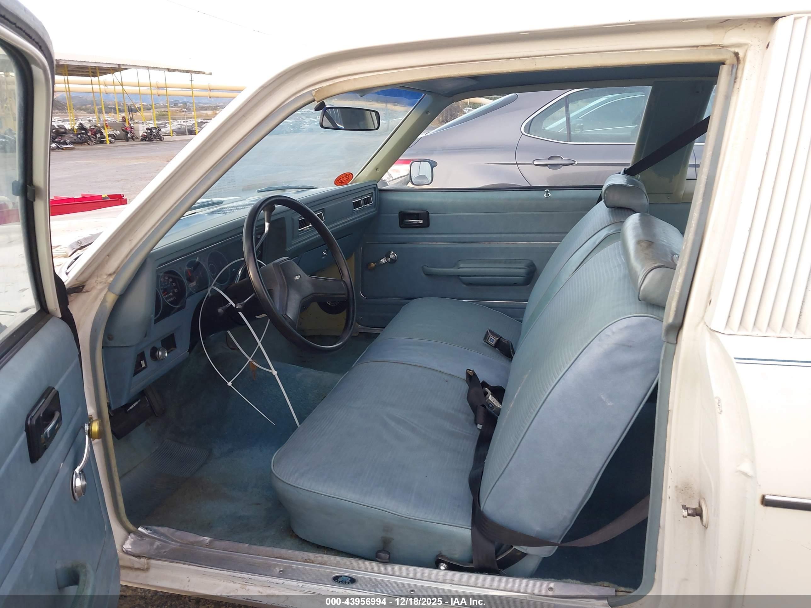 CHEVROLET NOVA image 5