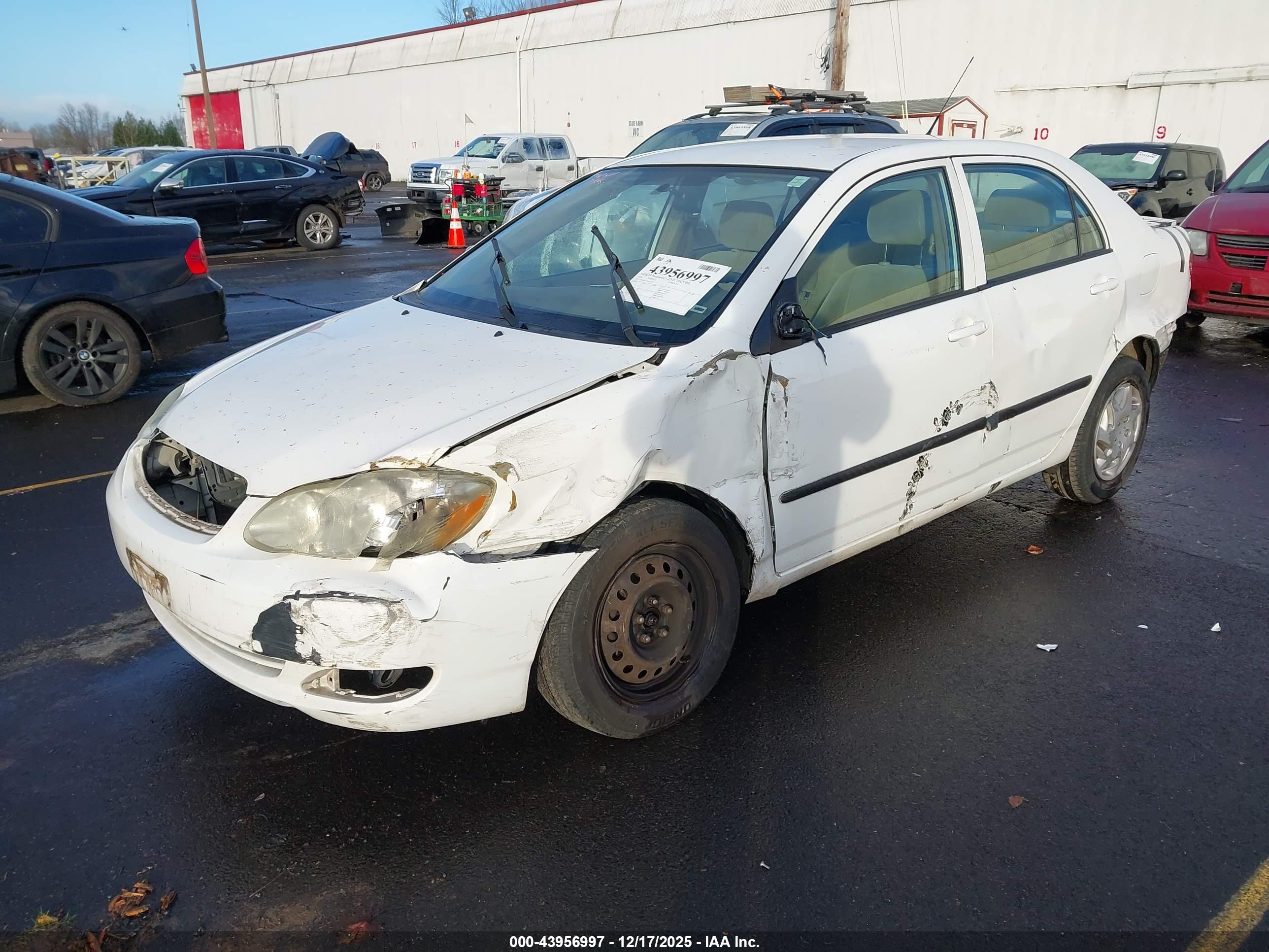TOYOTA COROLLA image 2