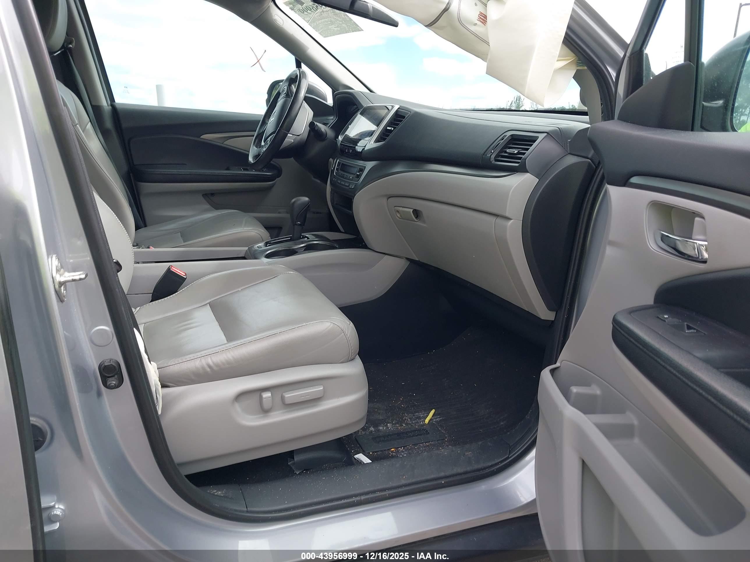 HONDA PILOT image 5