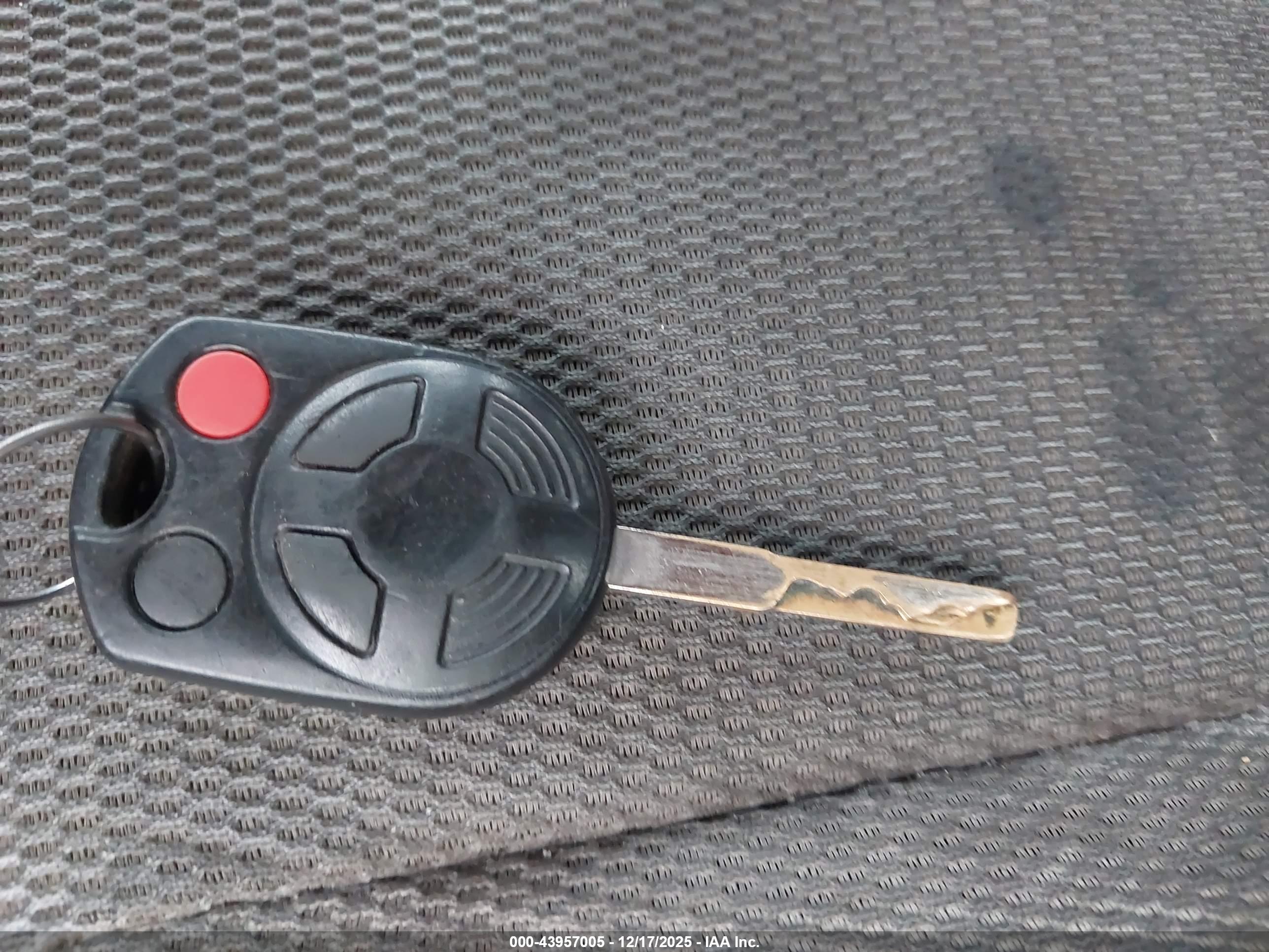 FORD FOCUS image 11