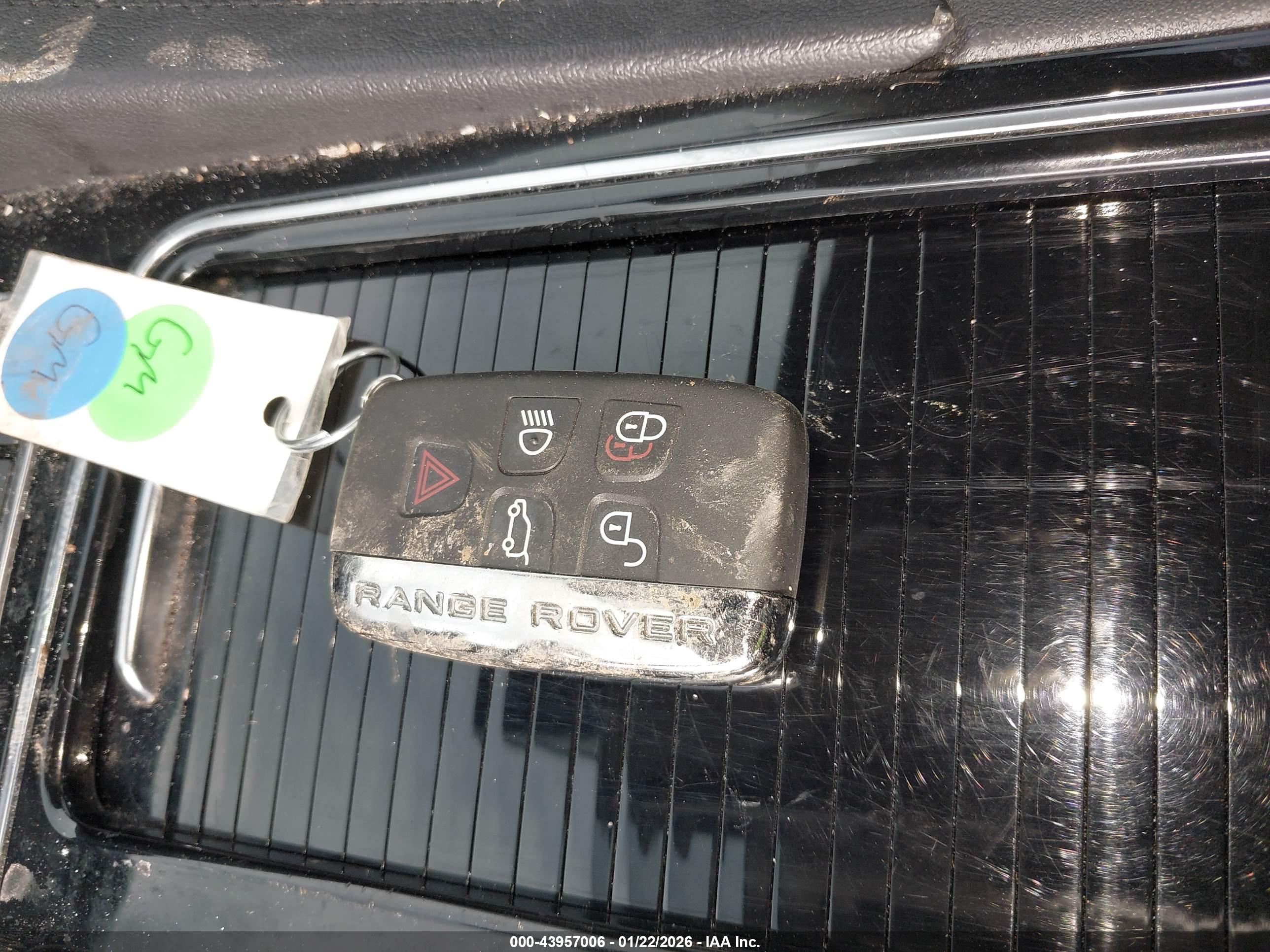 JAGUAR F-PACE image 11