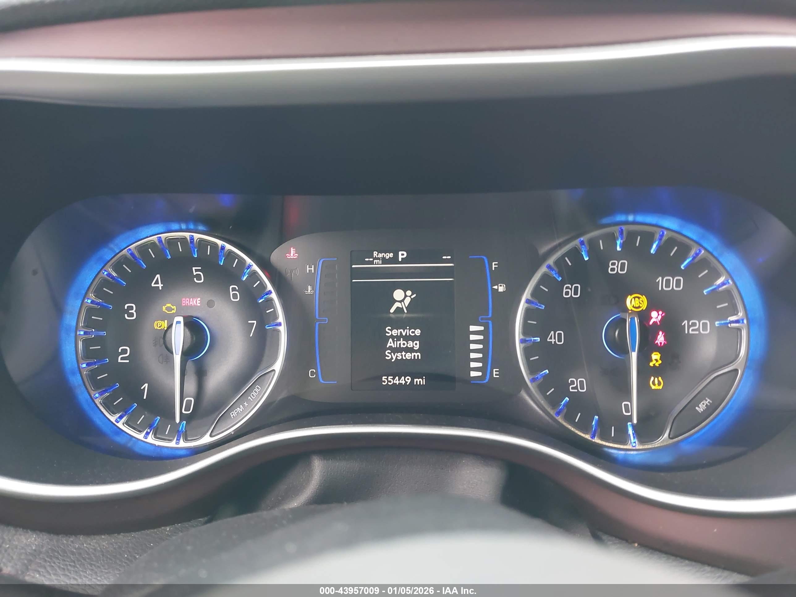 CHRYSLER PACIFICA image 7
